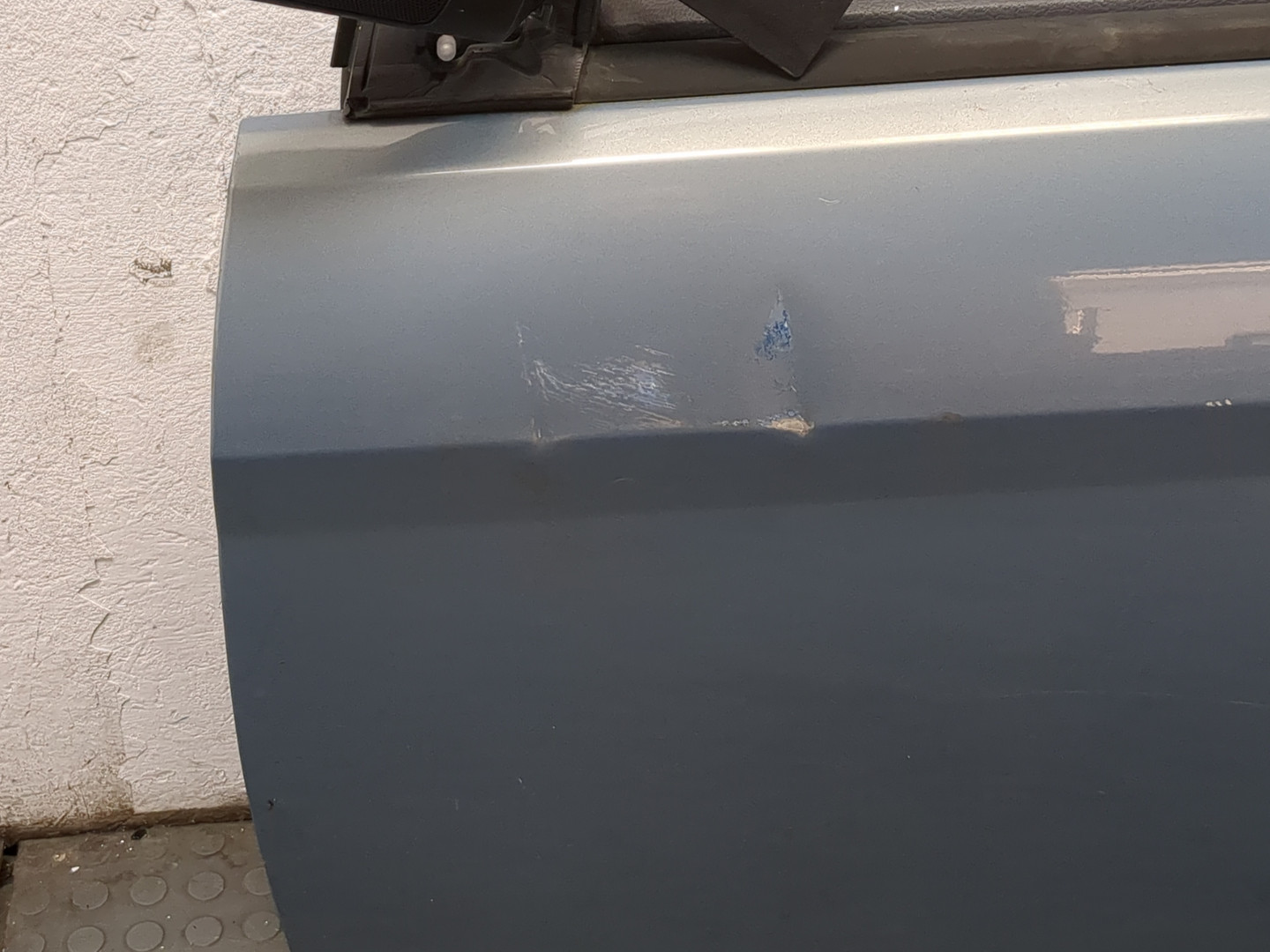 Дверь передняя левая