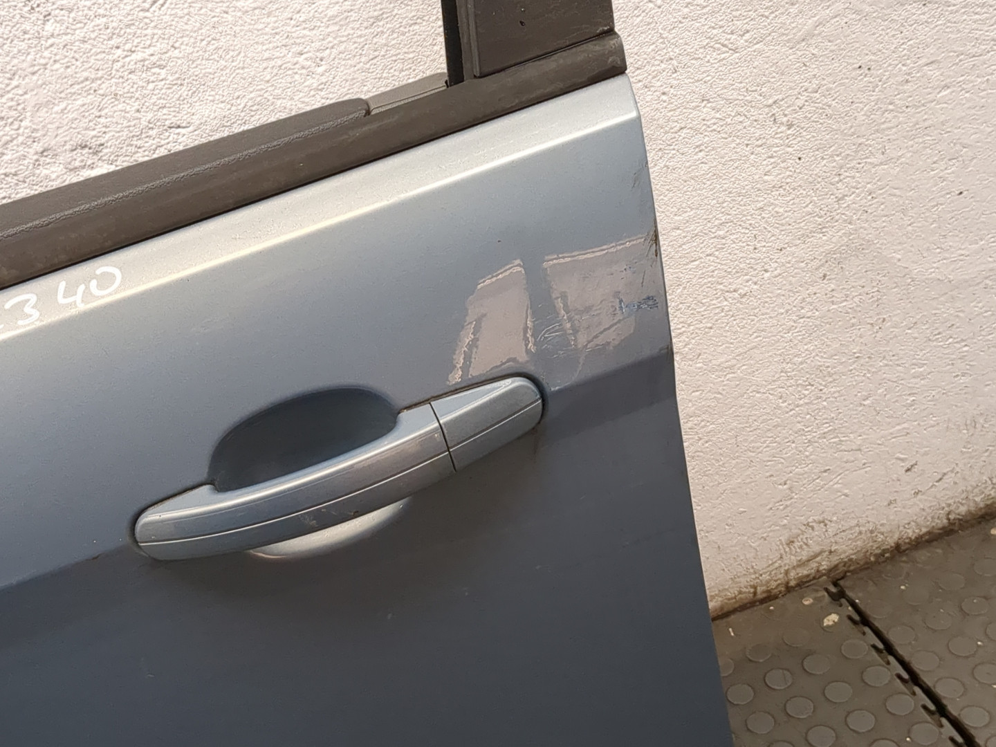 Дверь передняя левая