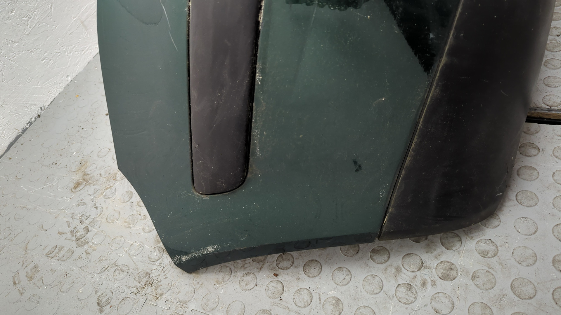 Бампер задний