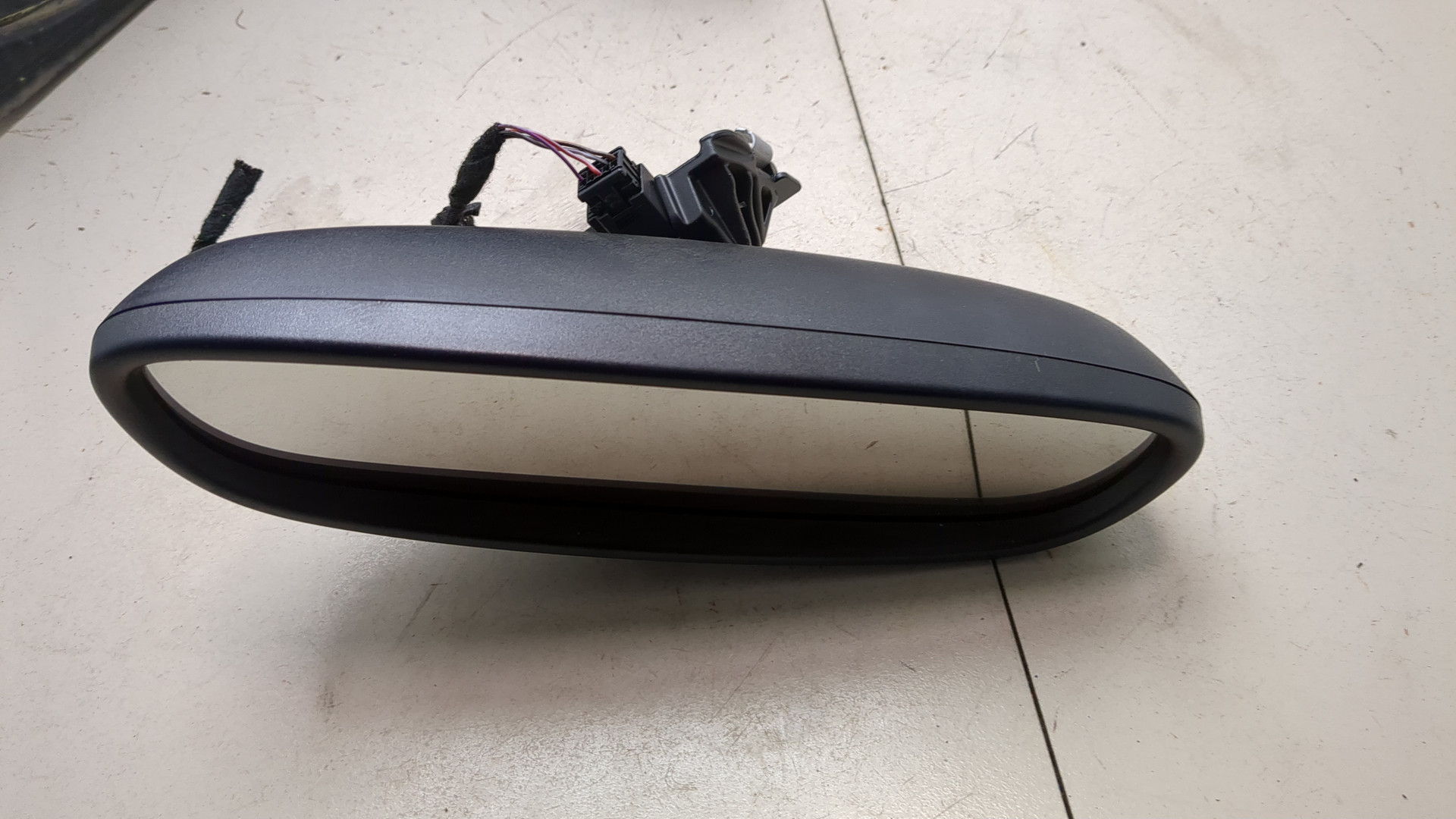 Зеркало заднего вида