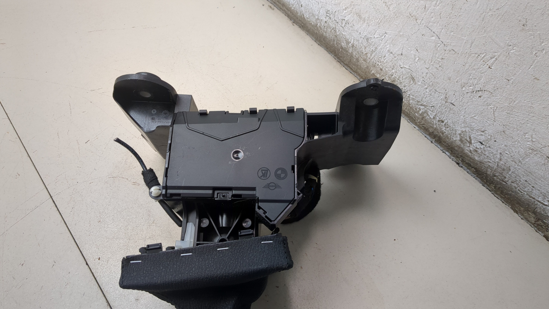 Кулиса МКПП / АКПП