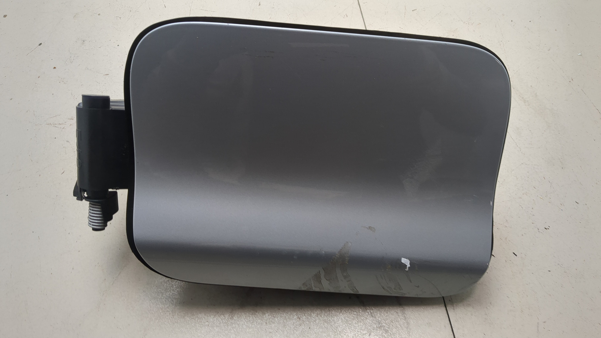 Лючок бензобака