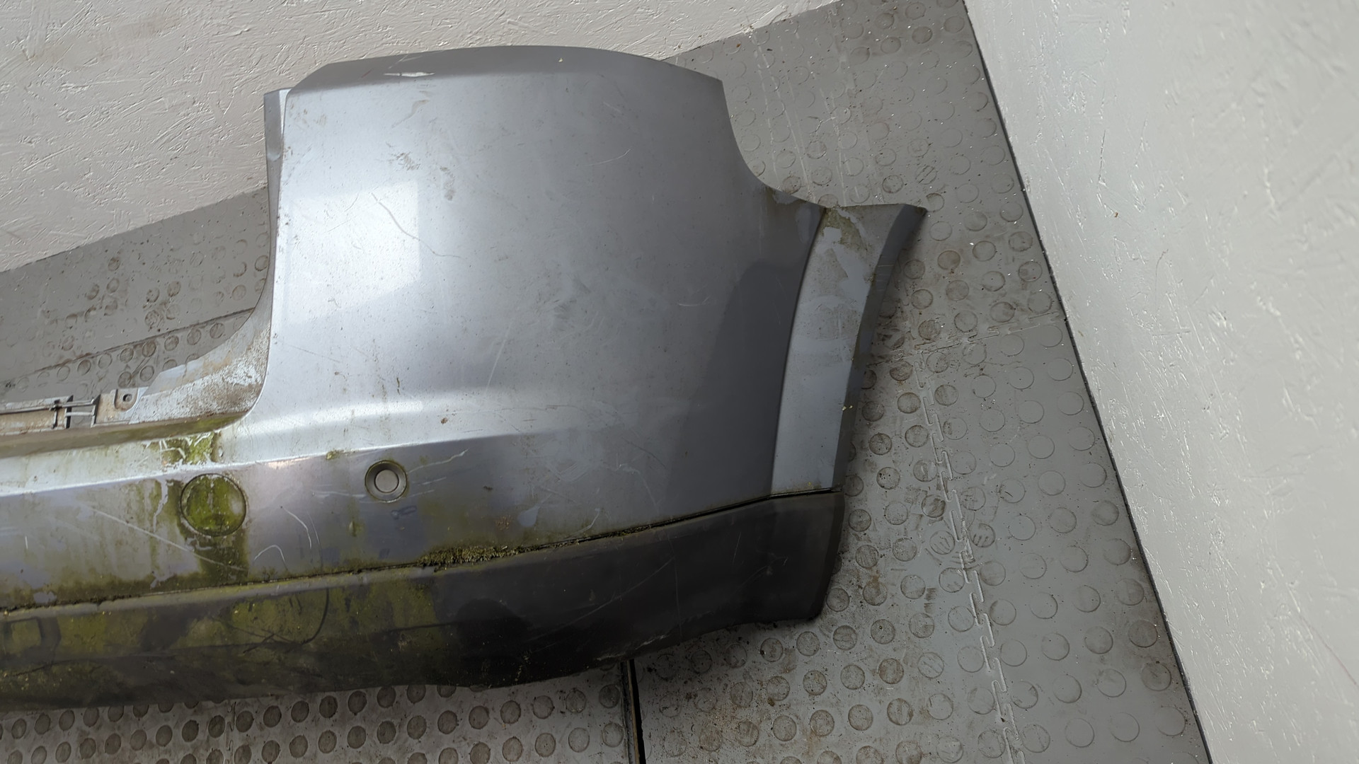 Бампер задний