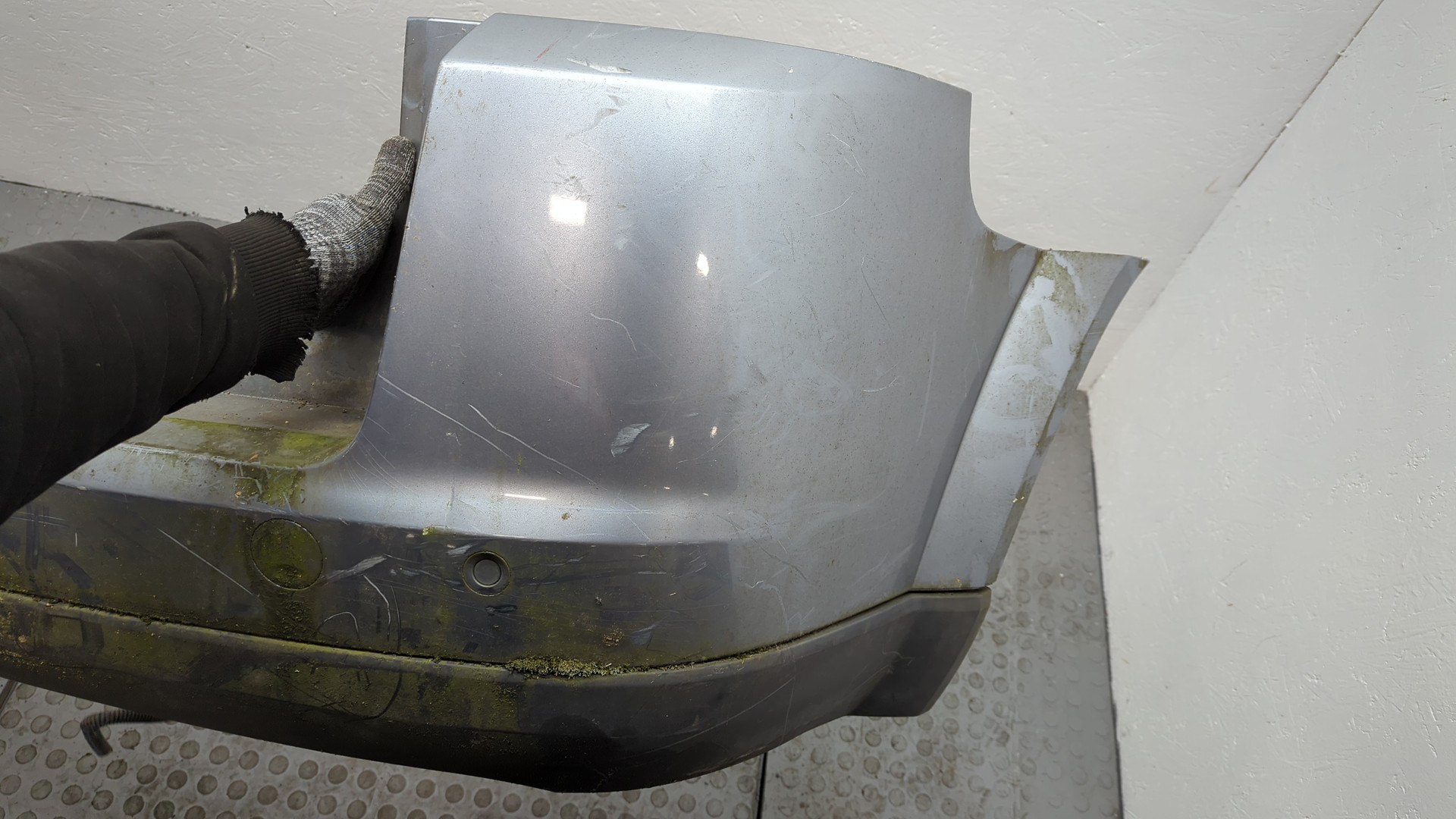 Бампер задний