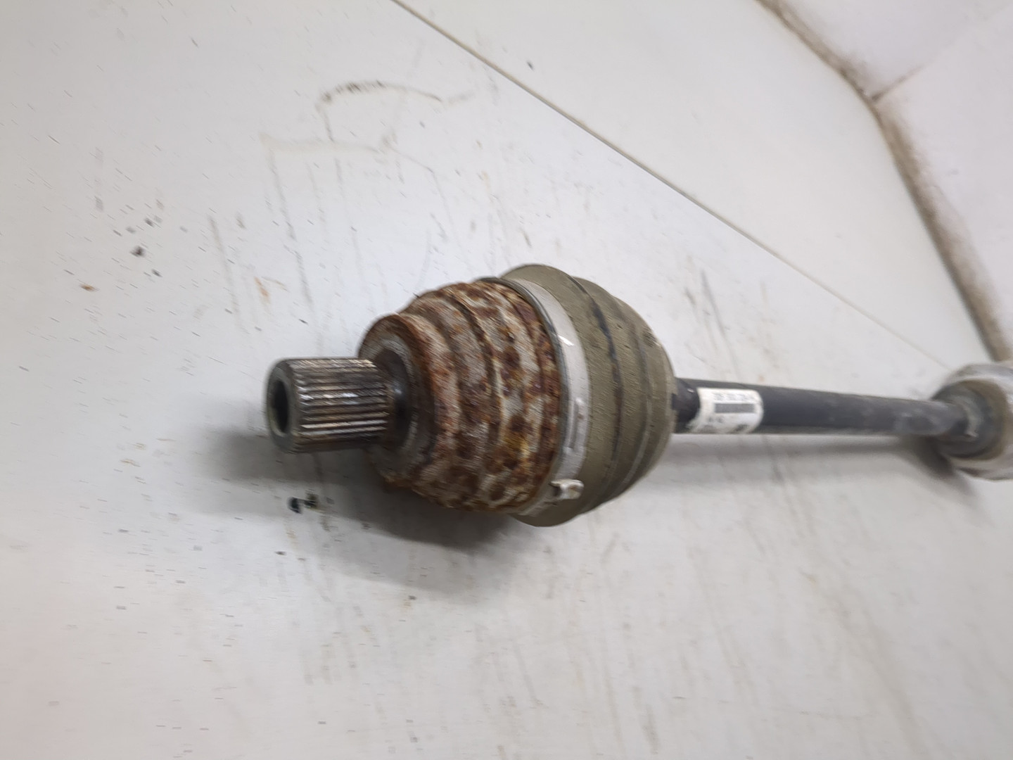 Полуось задняя правая