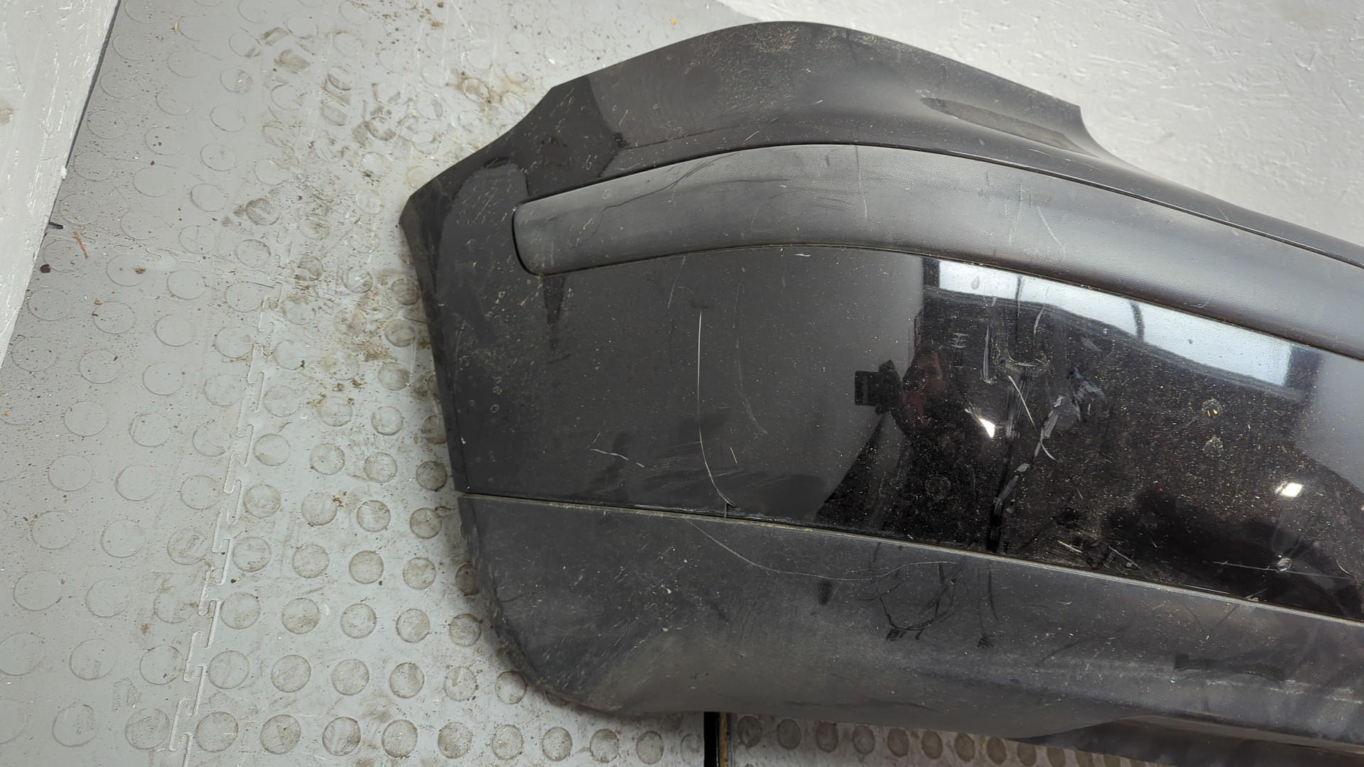 Бампер задний