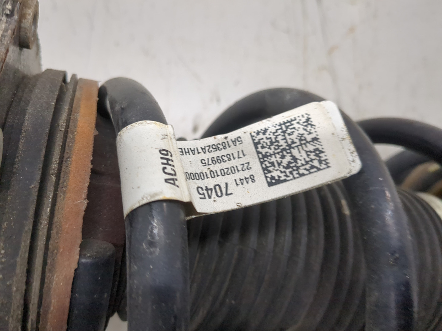 Амортизатор передний правый