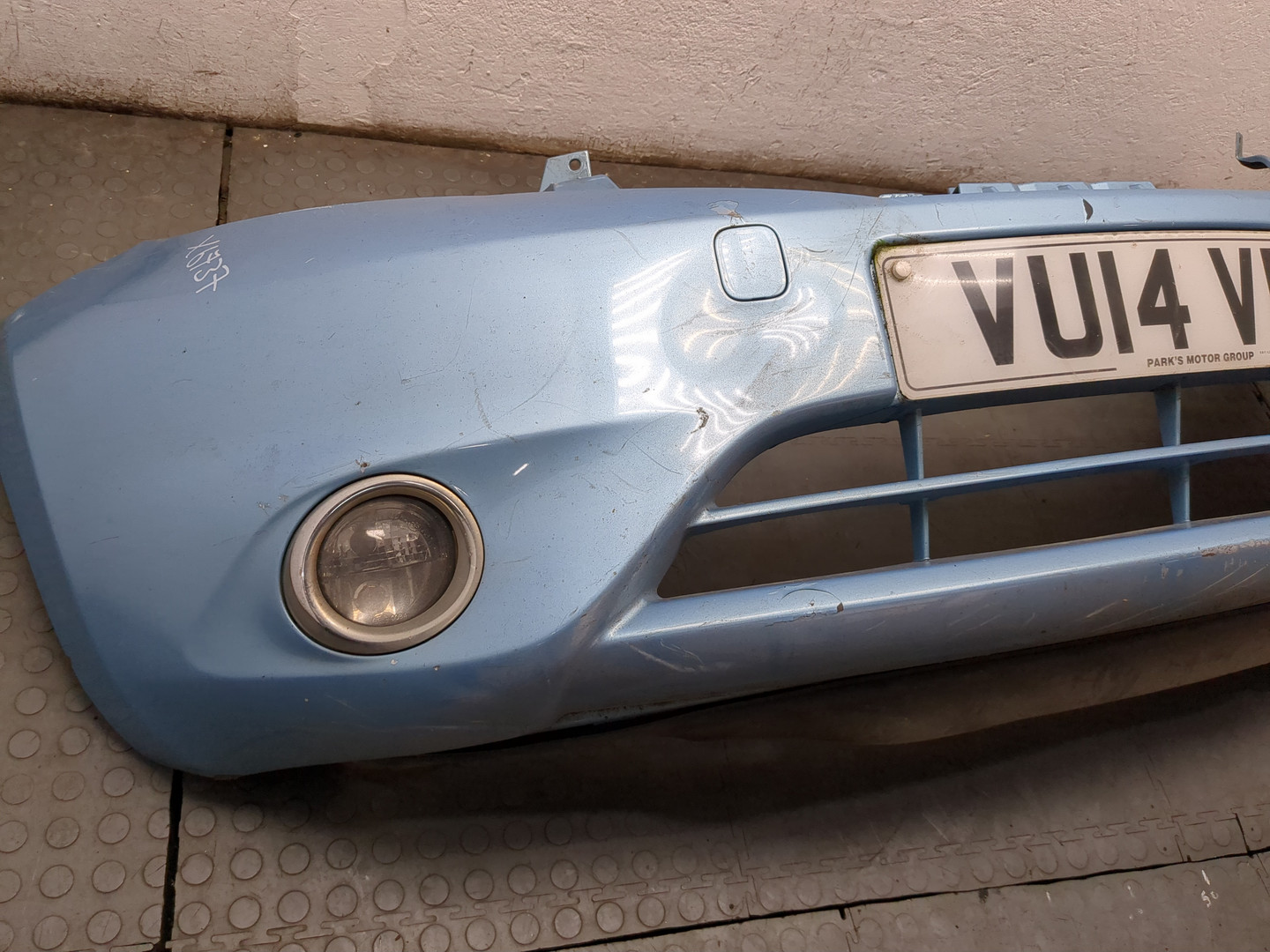 Бампер передний