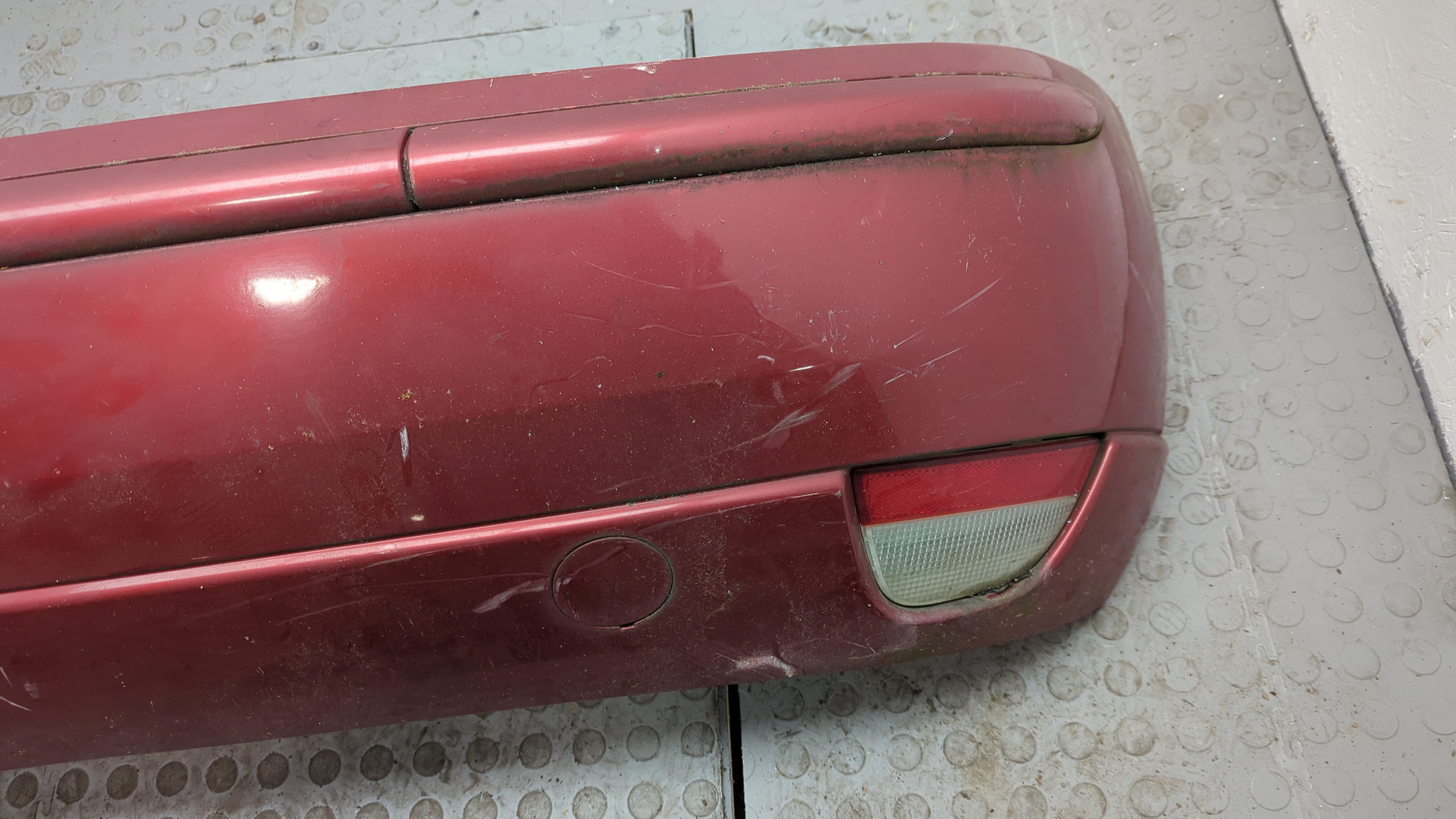 Бампер задний