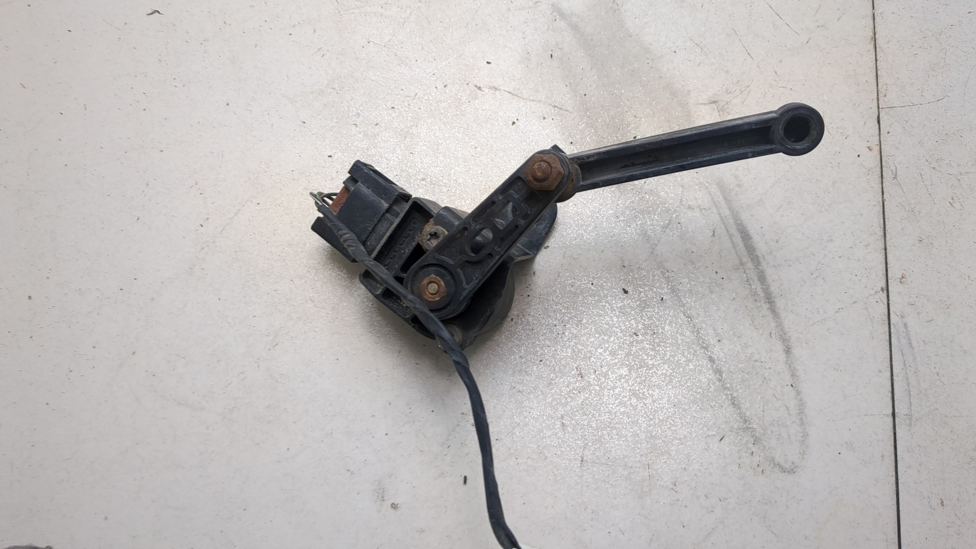 Датчик регулировки дорож. просвета