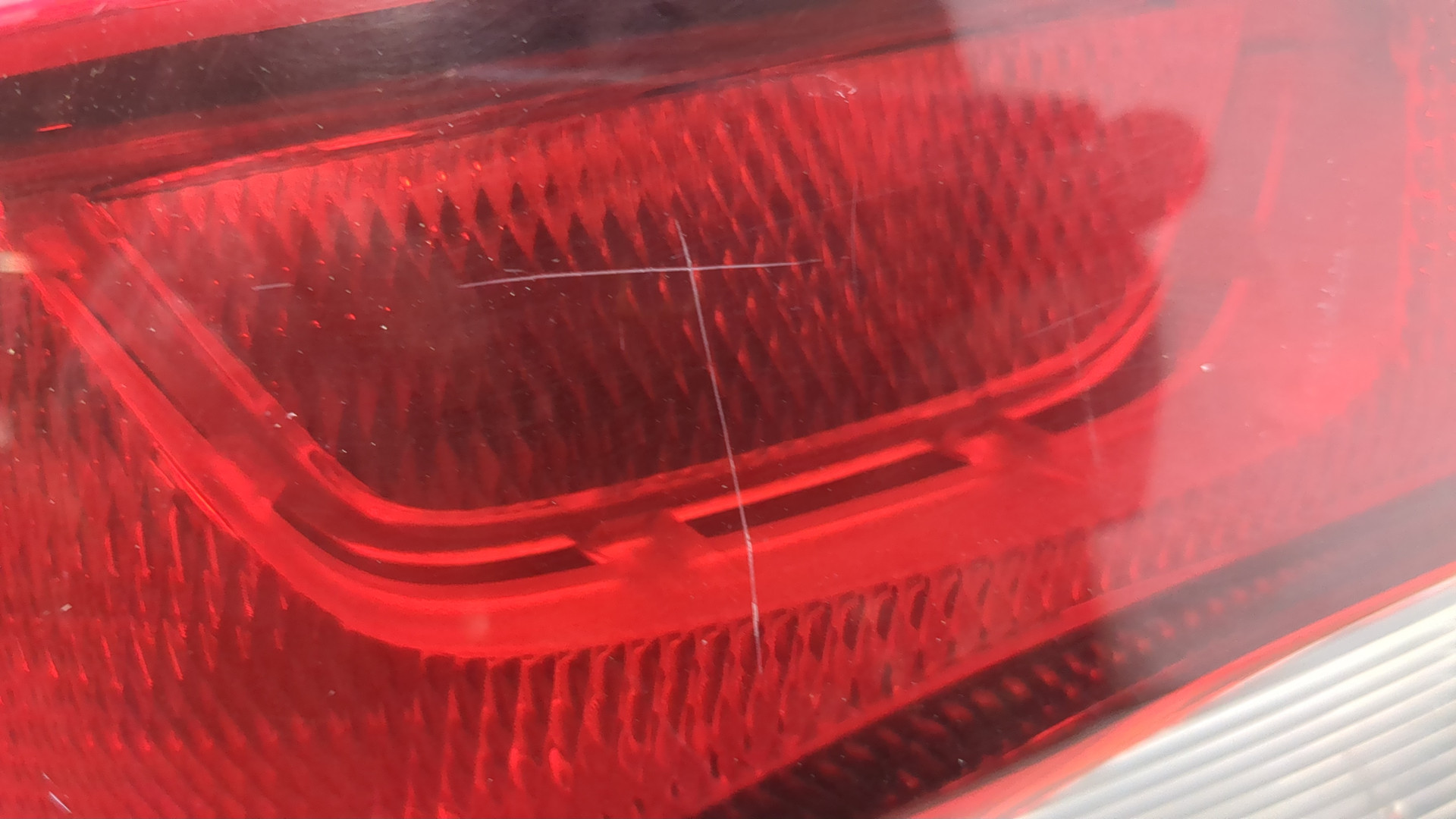 Фонарь задний левый