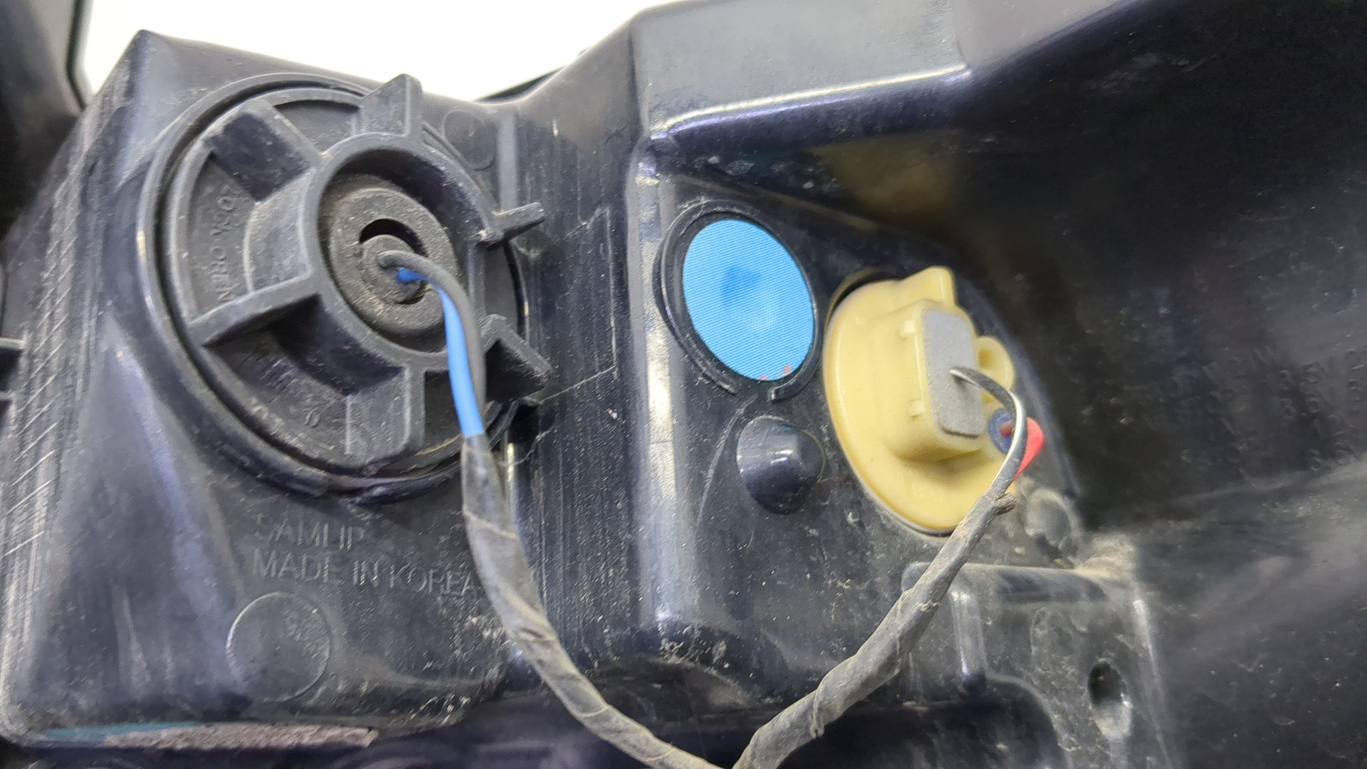 Фонарь задний левый