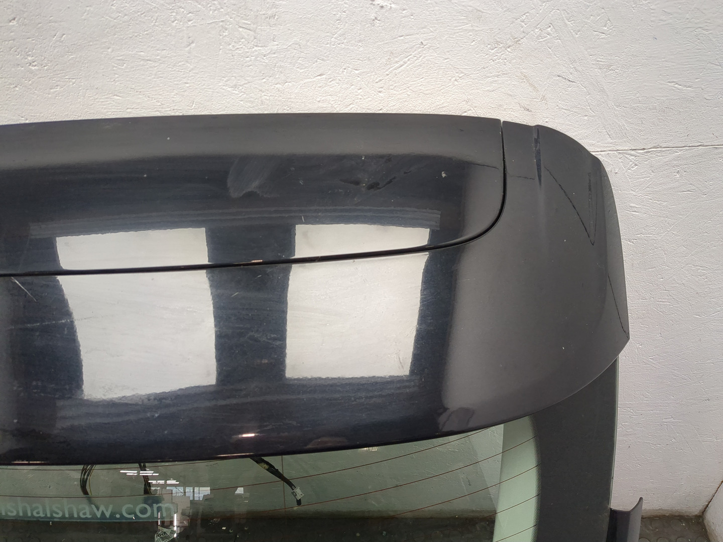 Дверь багажника