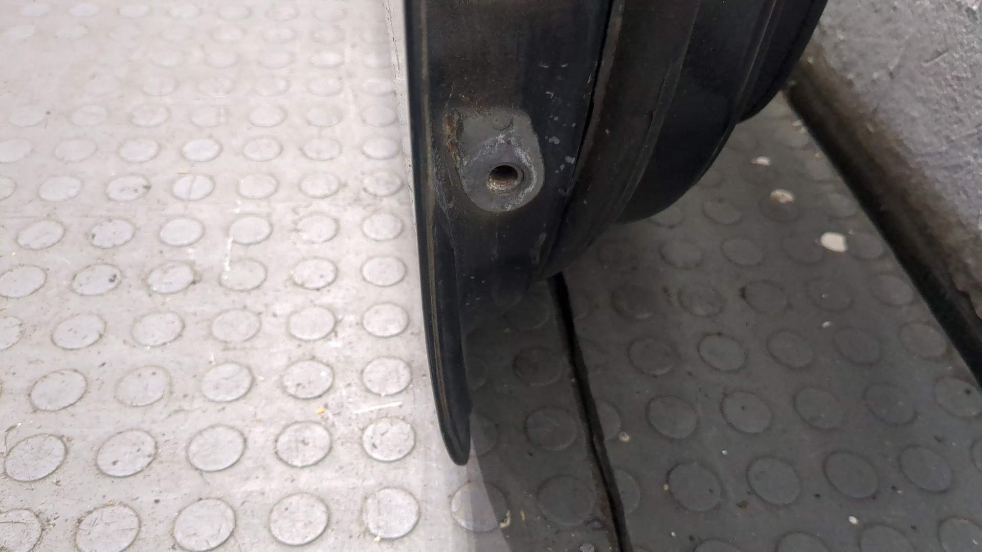 Дверь передняя правая