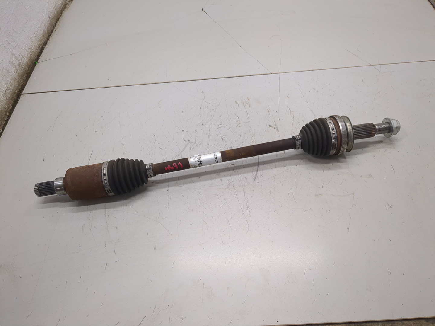 Полуось задняя левая