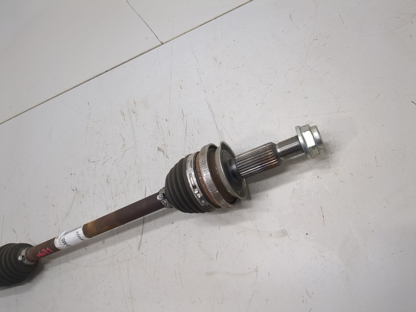 Полуось задняя левая