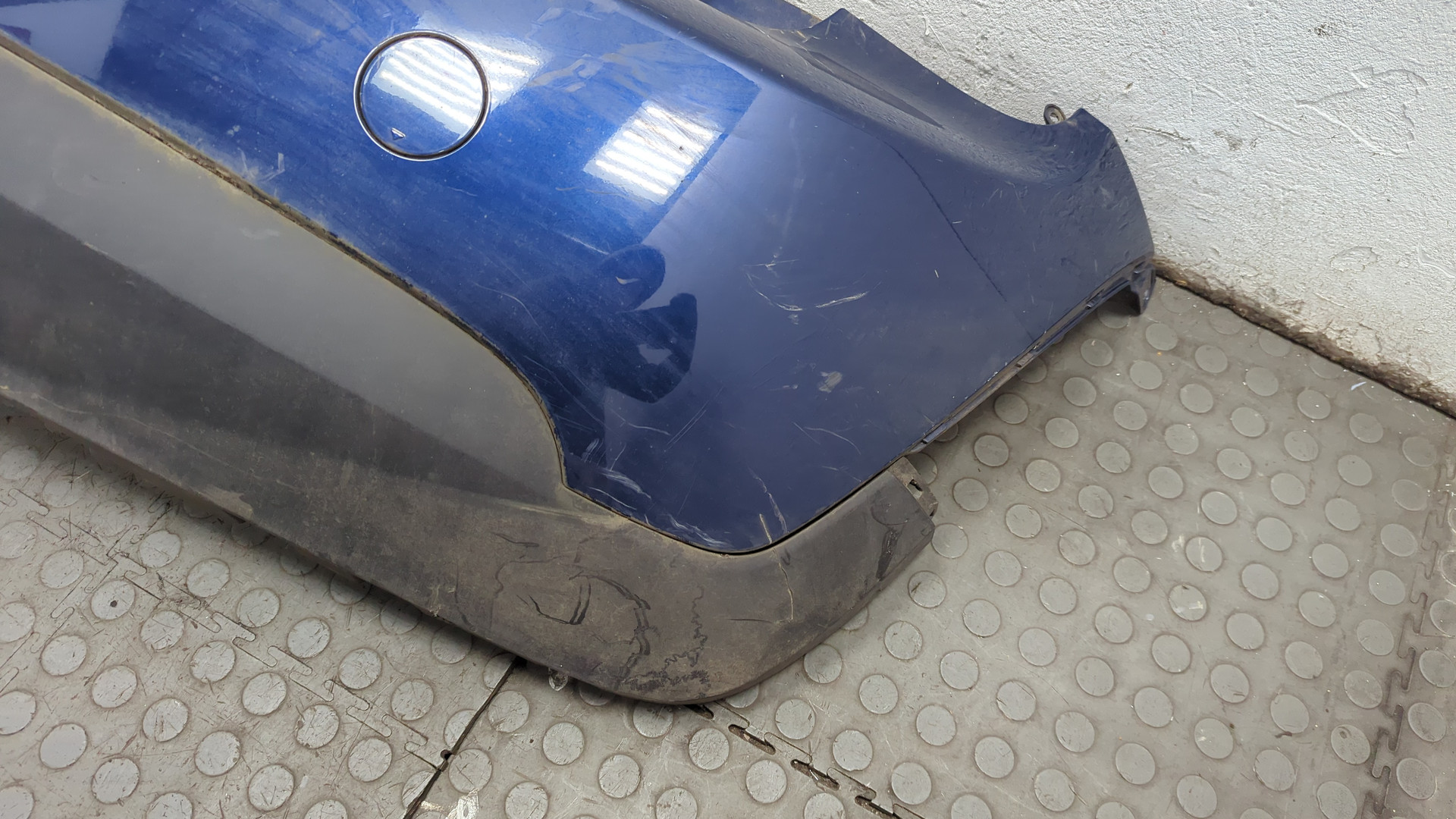 Бампер задний