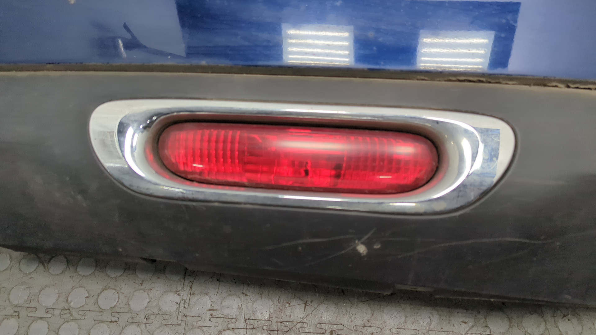 Бампер задний