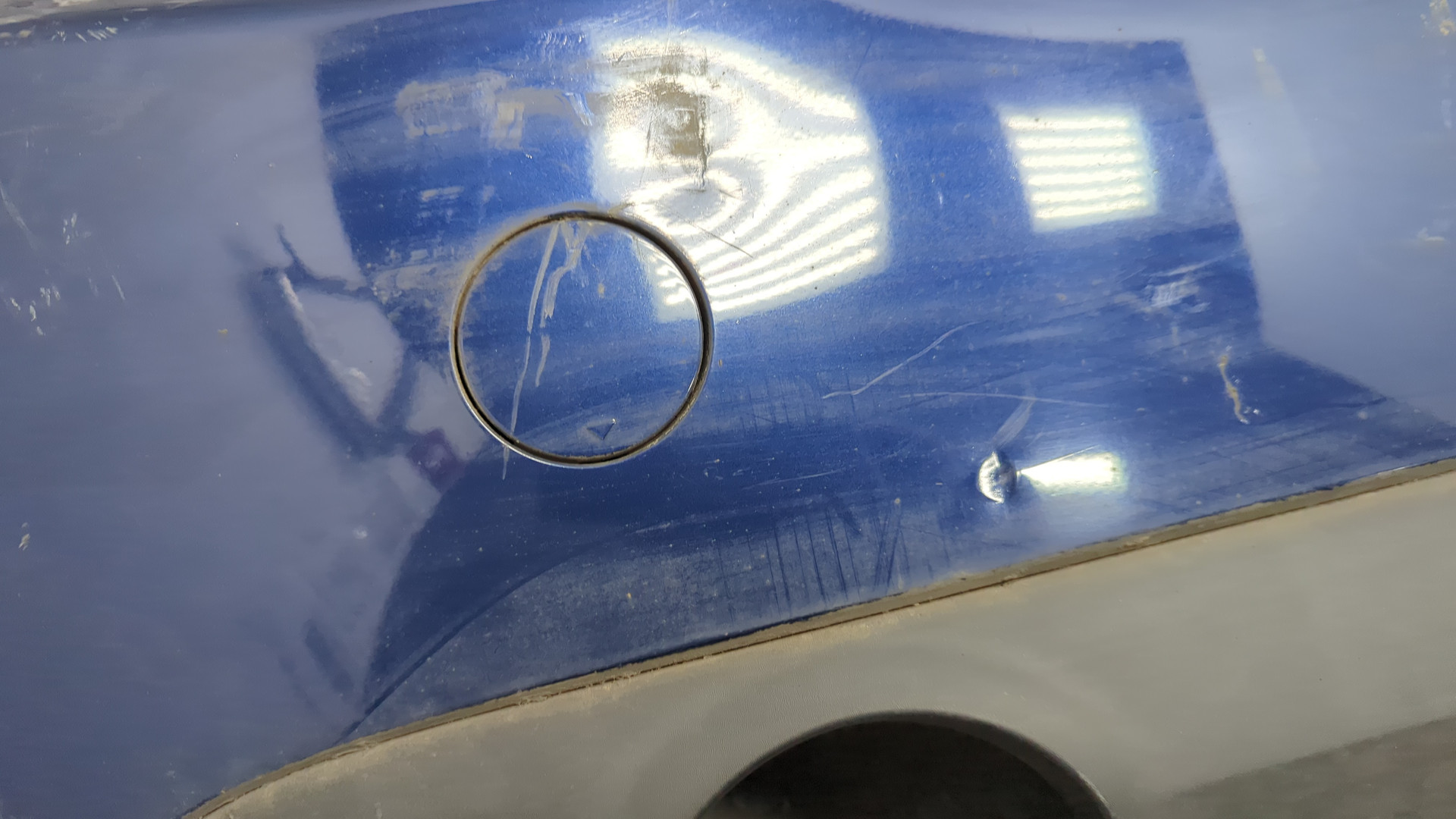 Бампер задний