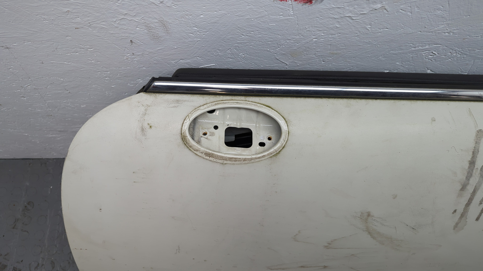 Дверь передняя левая