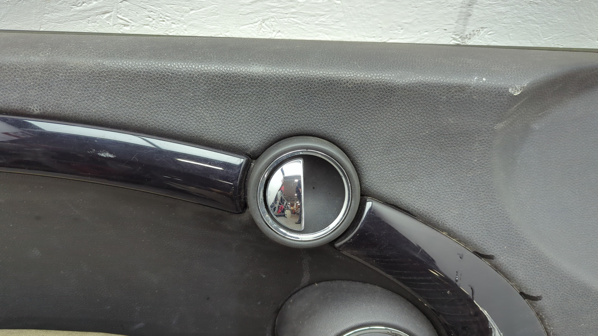 Дверь передняя левая