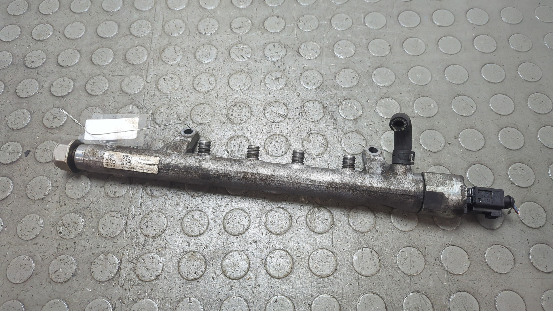 Рейка топливная (рампа)