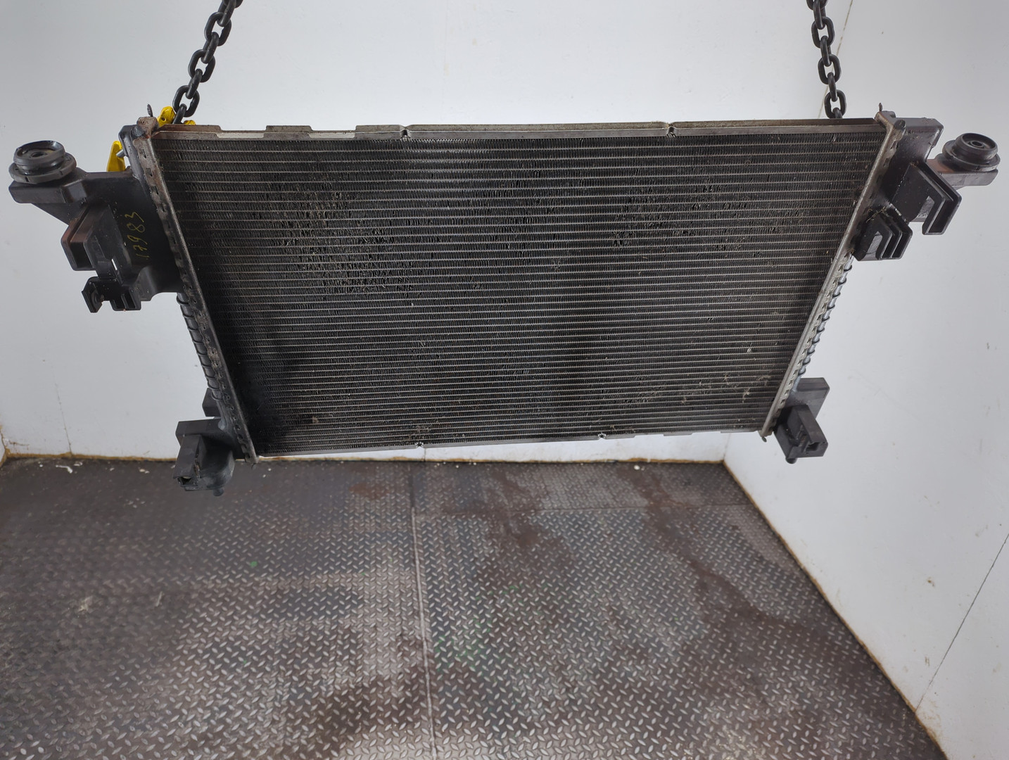 Радиатор охлаждения двигателя основной