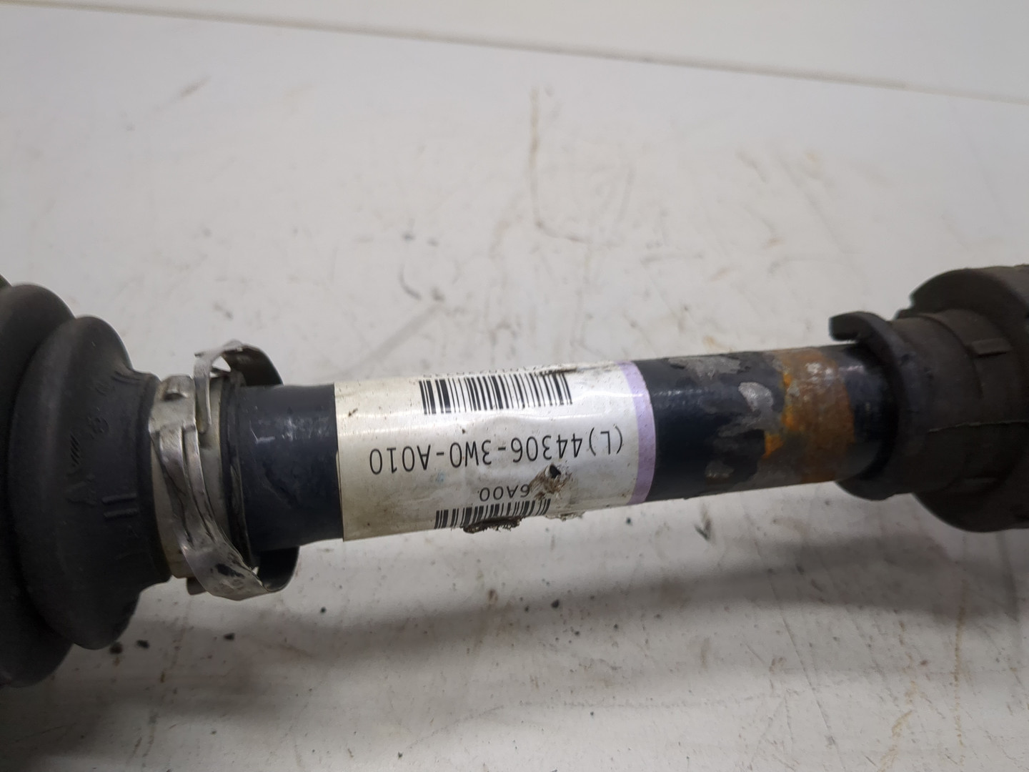 Полуось передняя левая