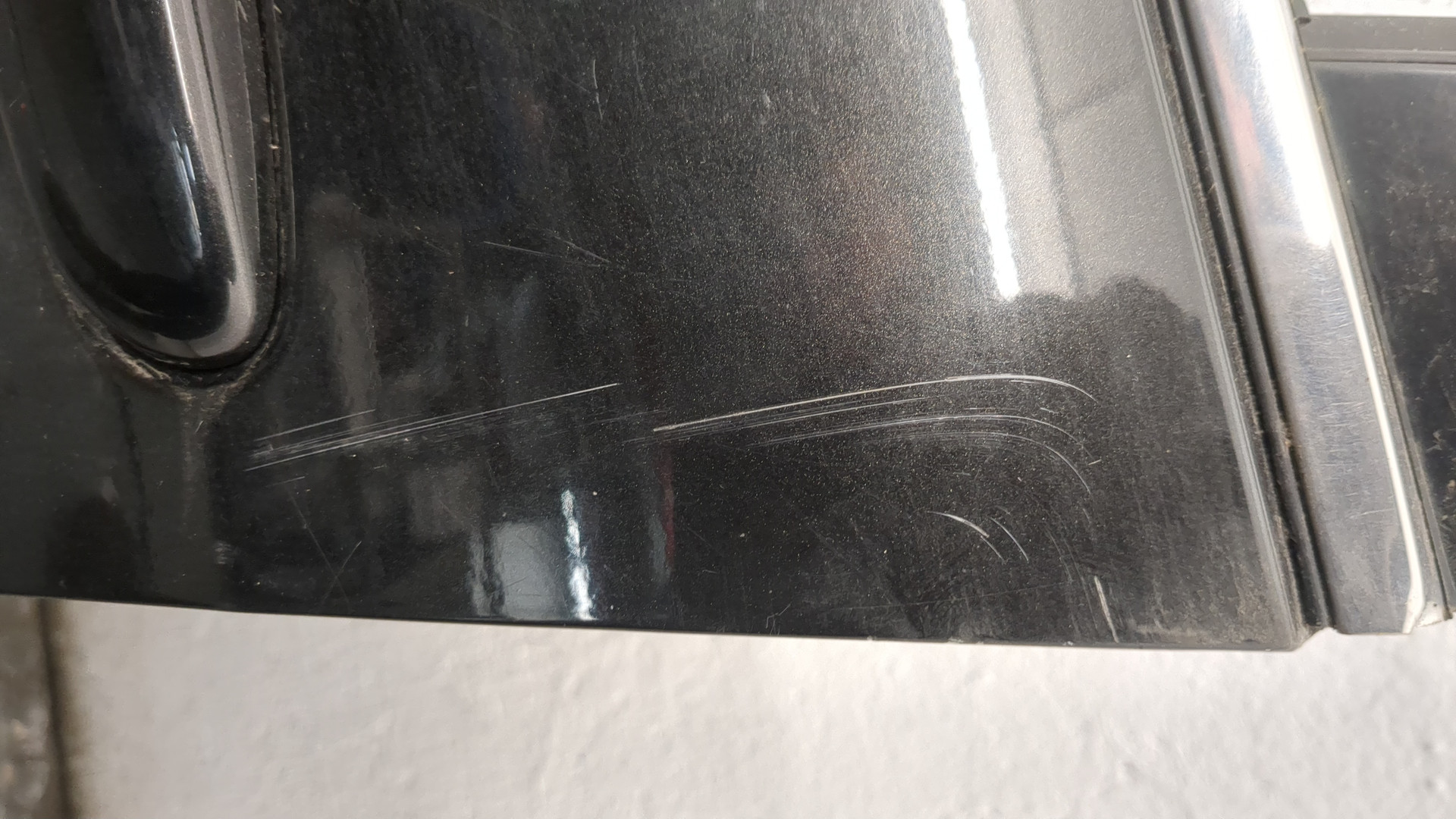 Дверь передняя левая