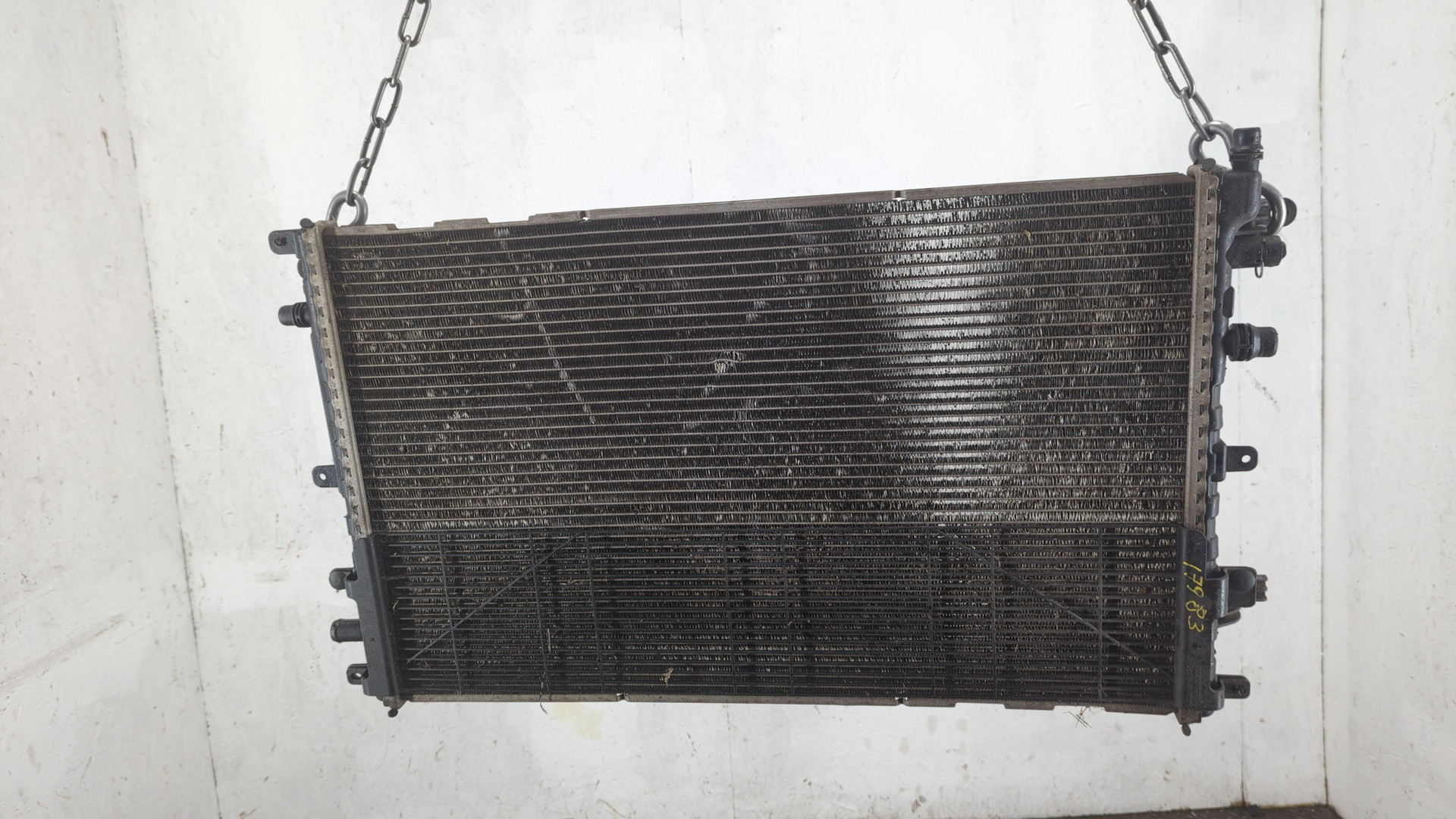 Радиатор охлаждения двигателя основной