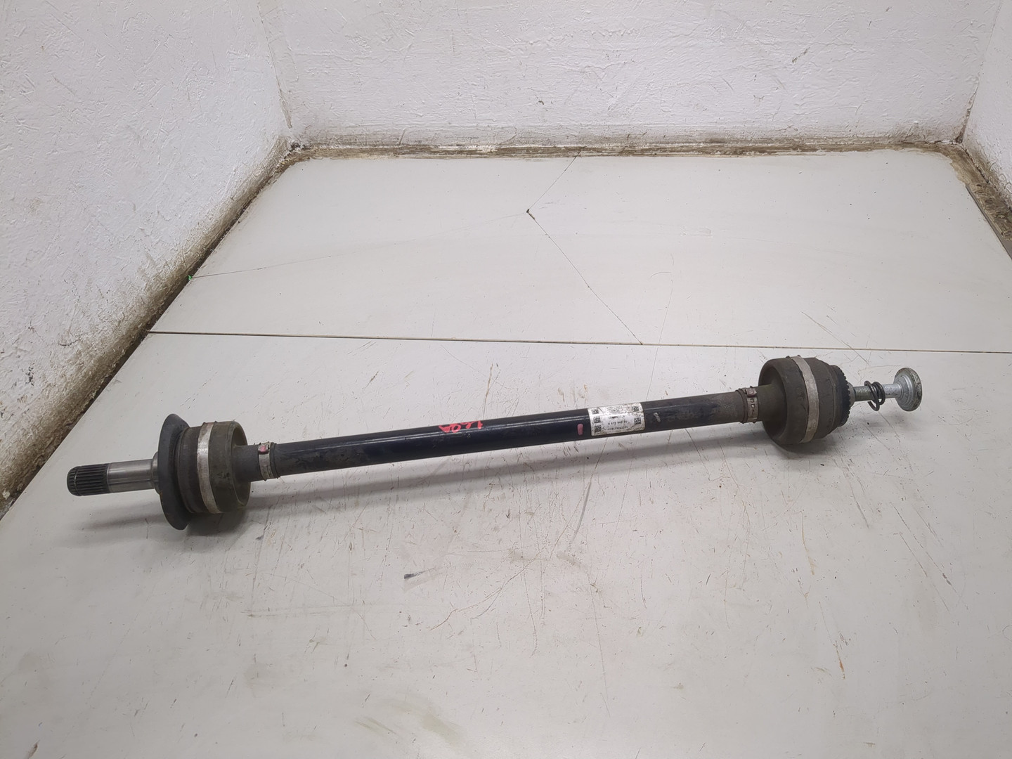 Полуось задняя