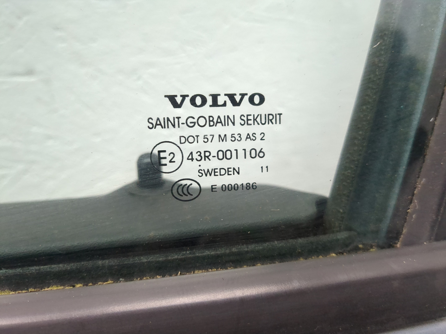 Дверь передняя левая