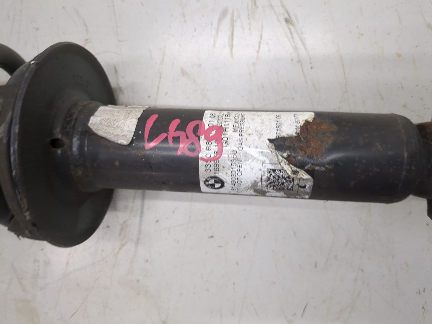 Амортизатор задний (стойка)