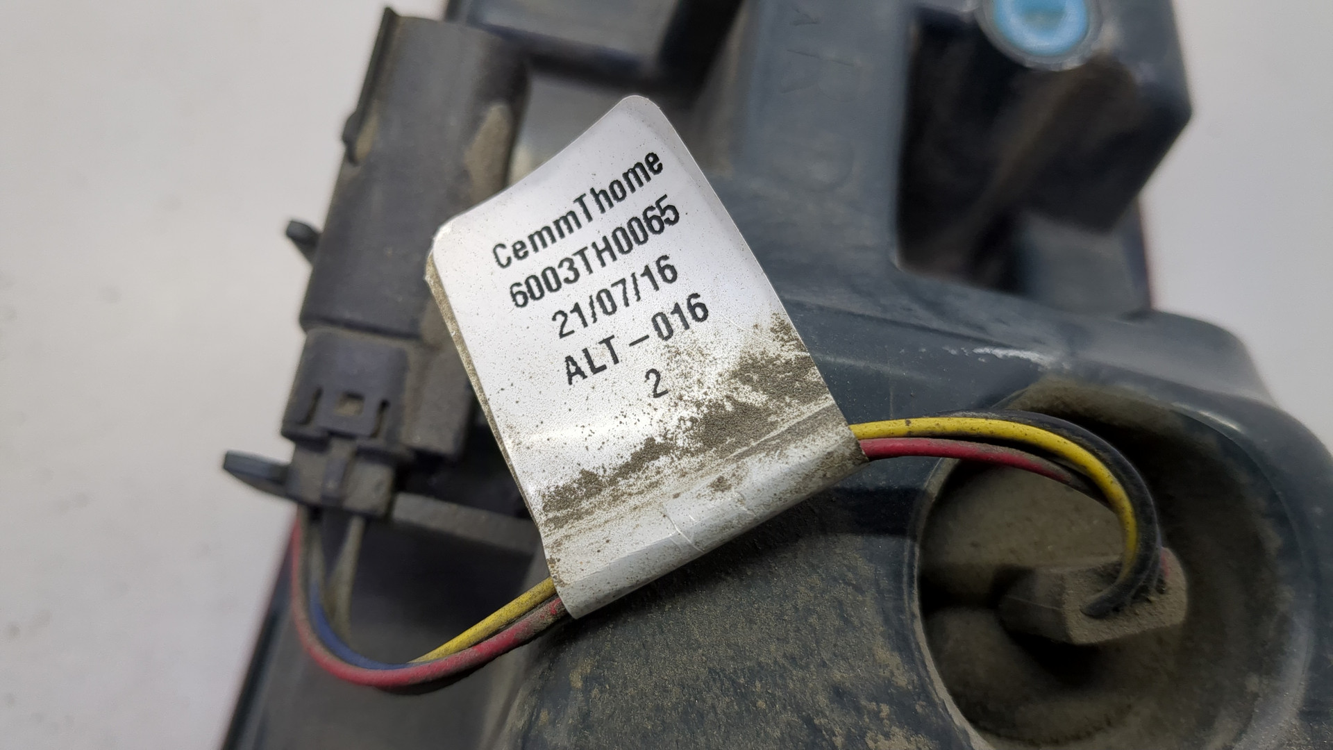 Фонарь задний правый