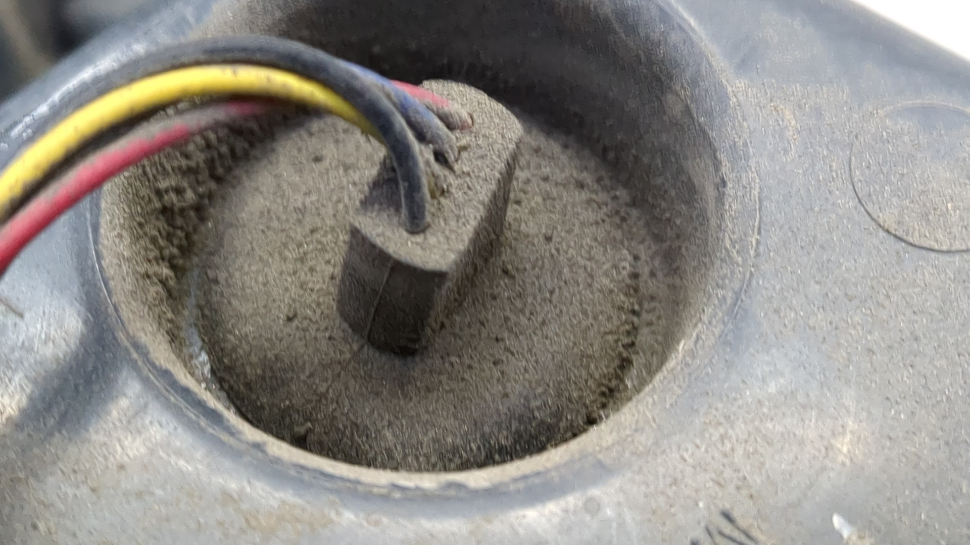 Фонарь задний правый