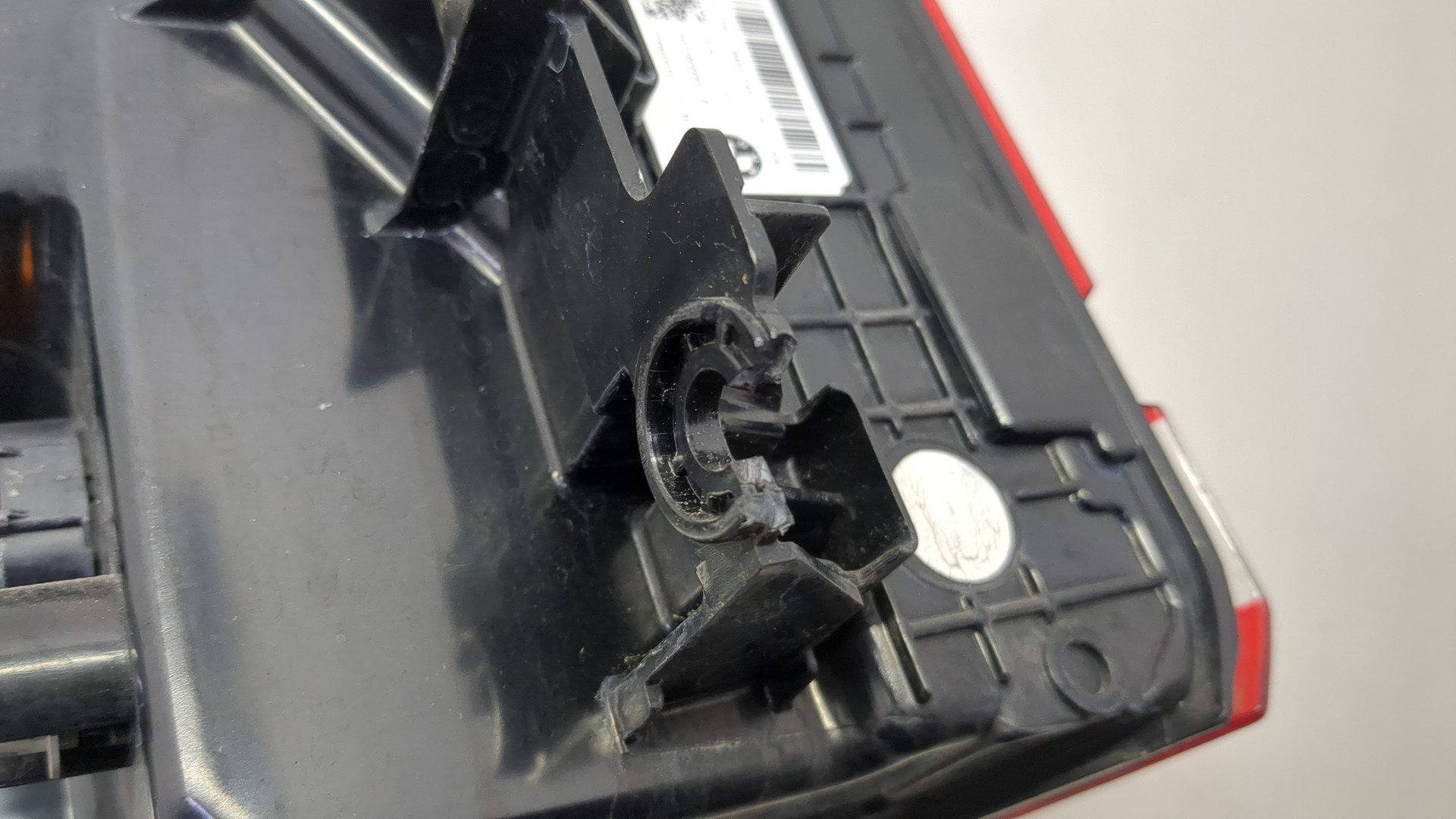 Фонарь задний правый