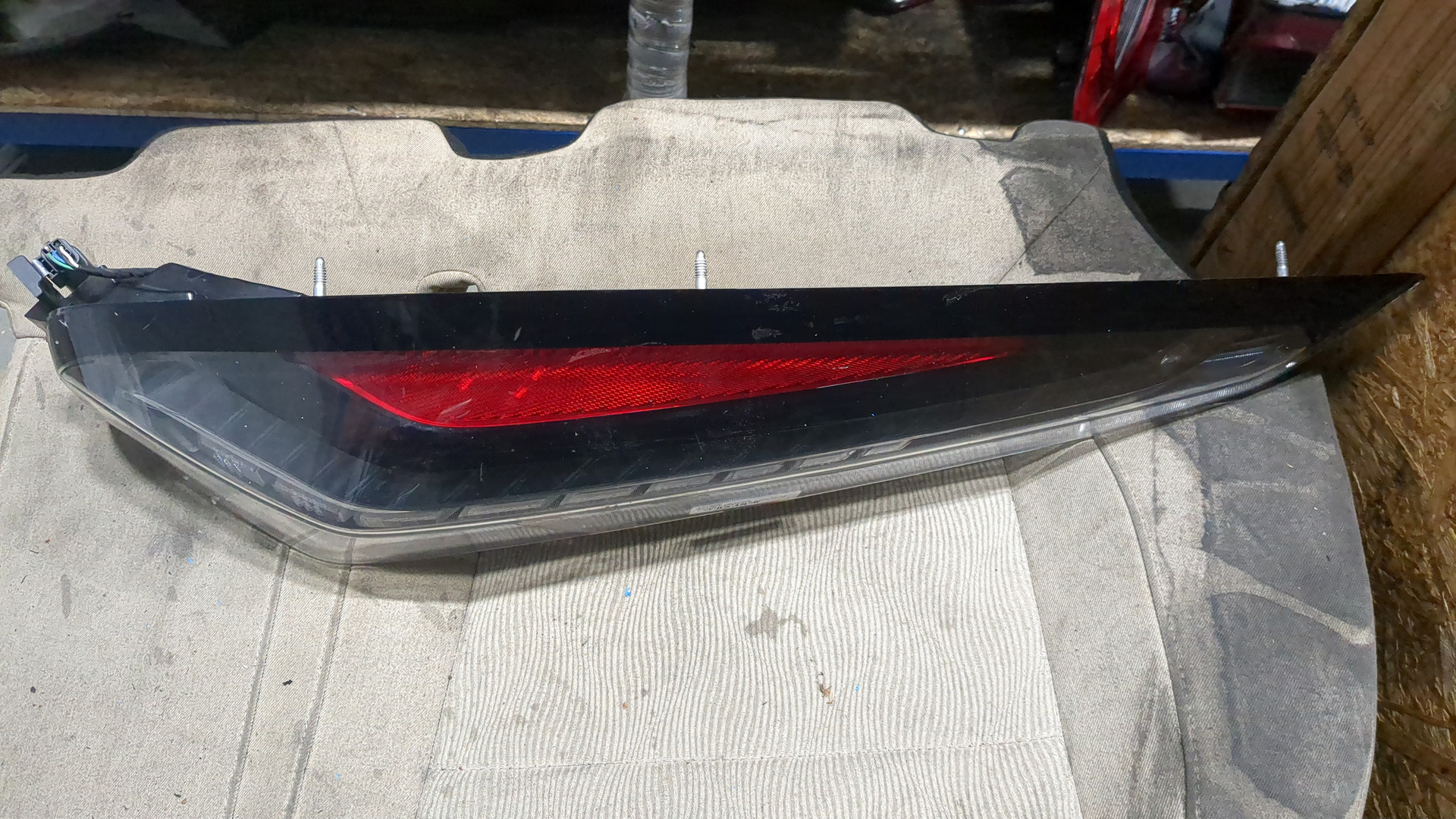 Фонарь задний левый