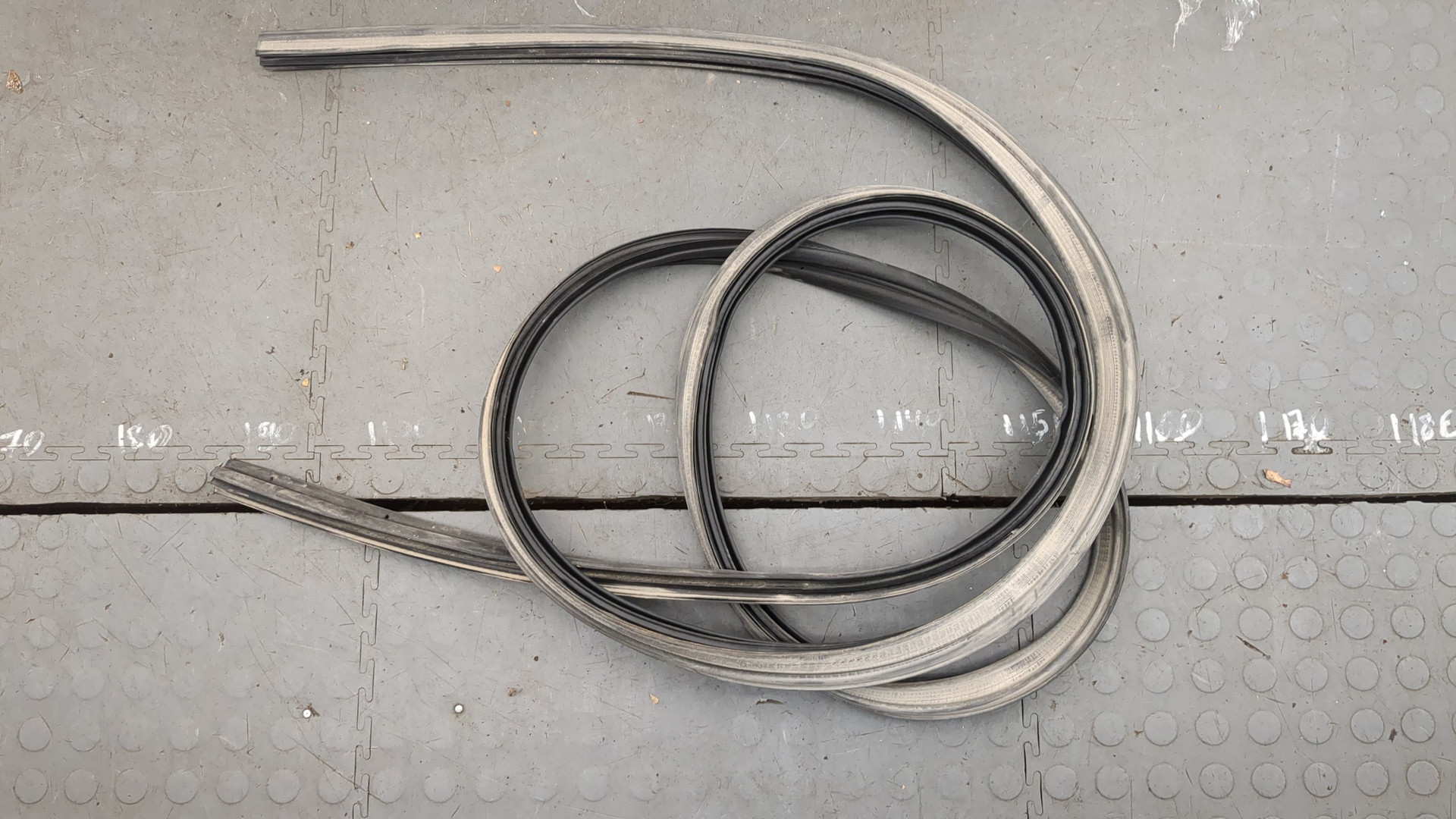 Уплотнитель