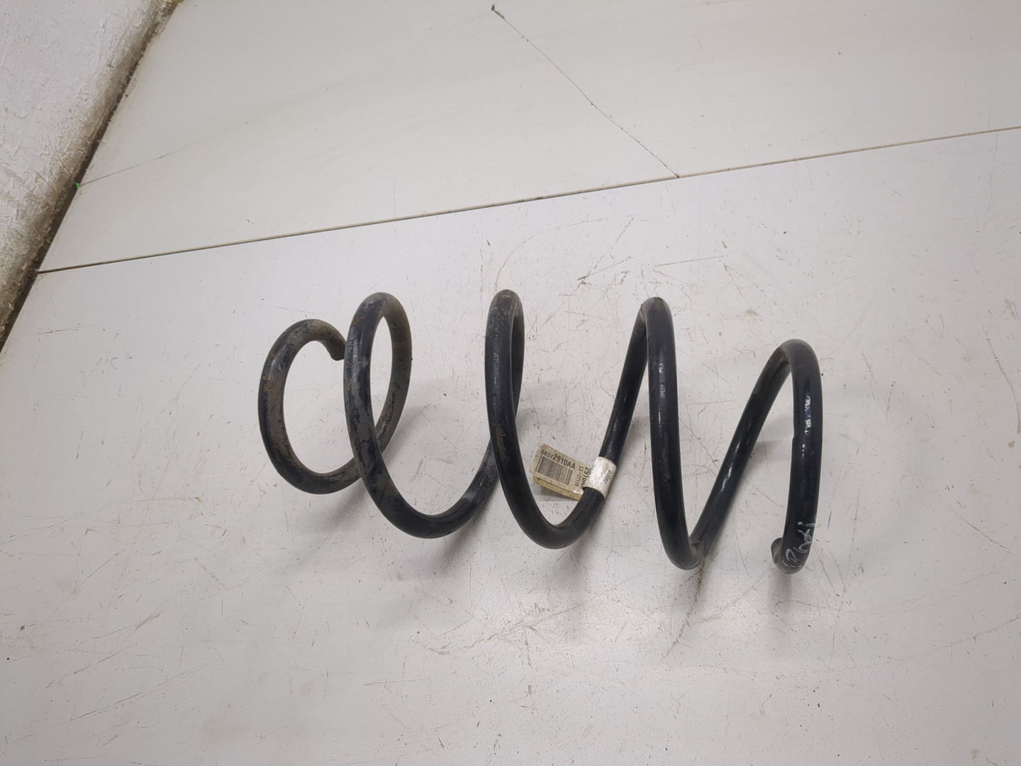 Пружина передняя