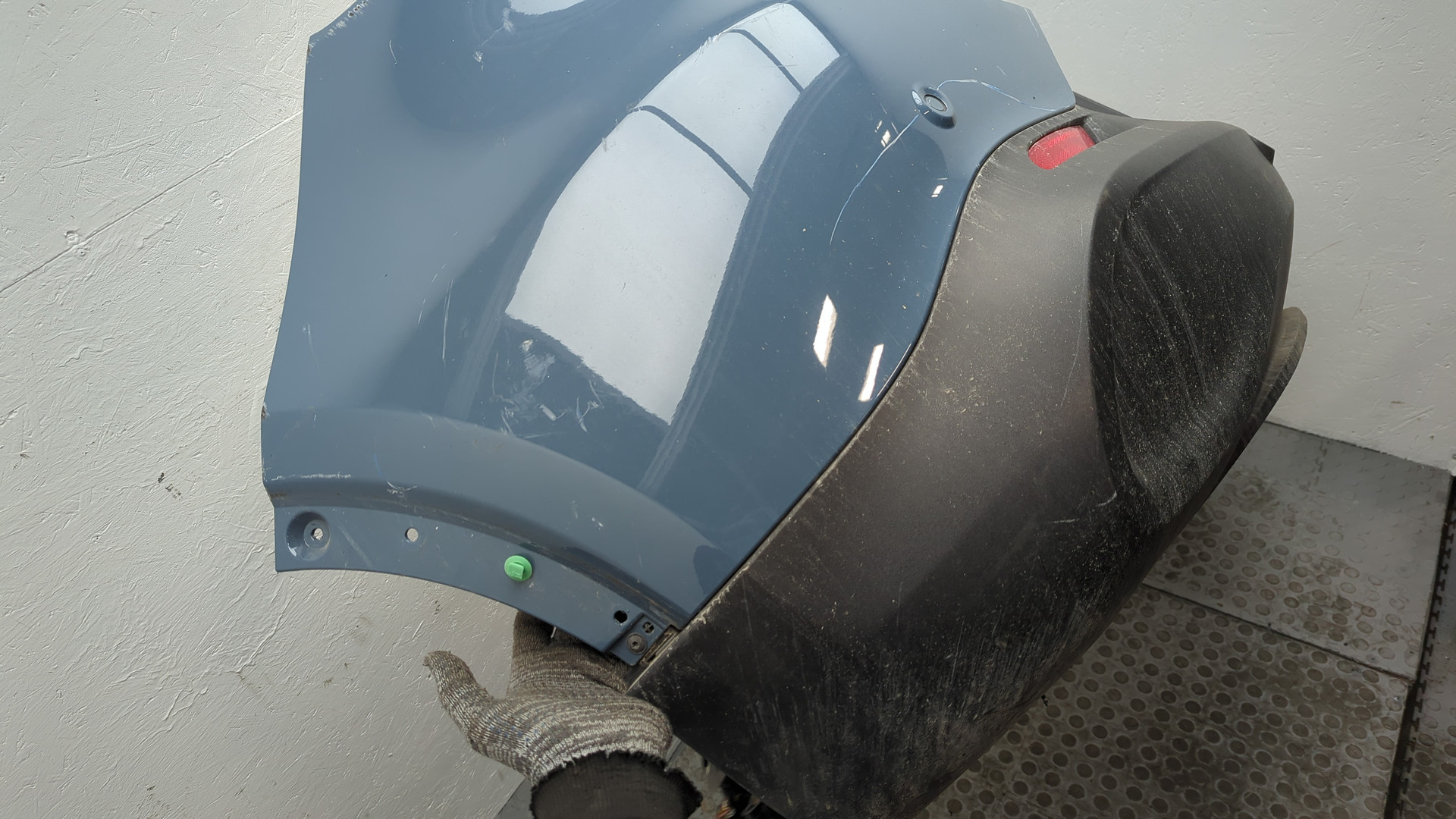 Бампер задний