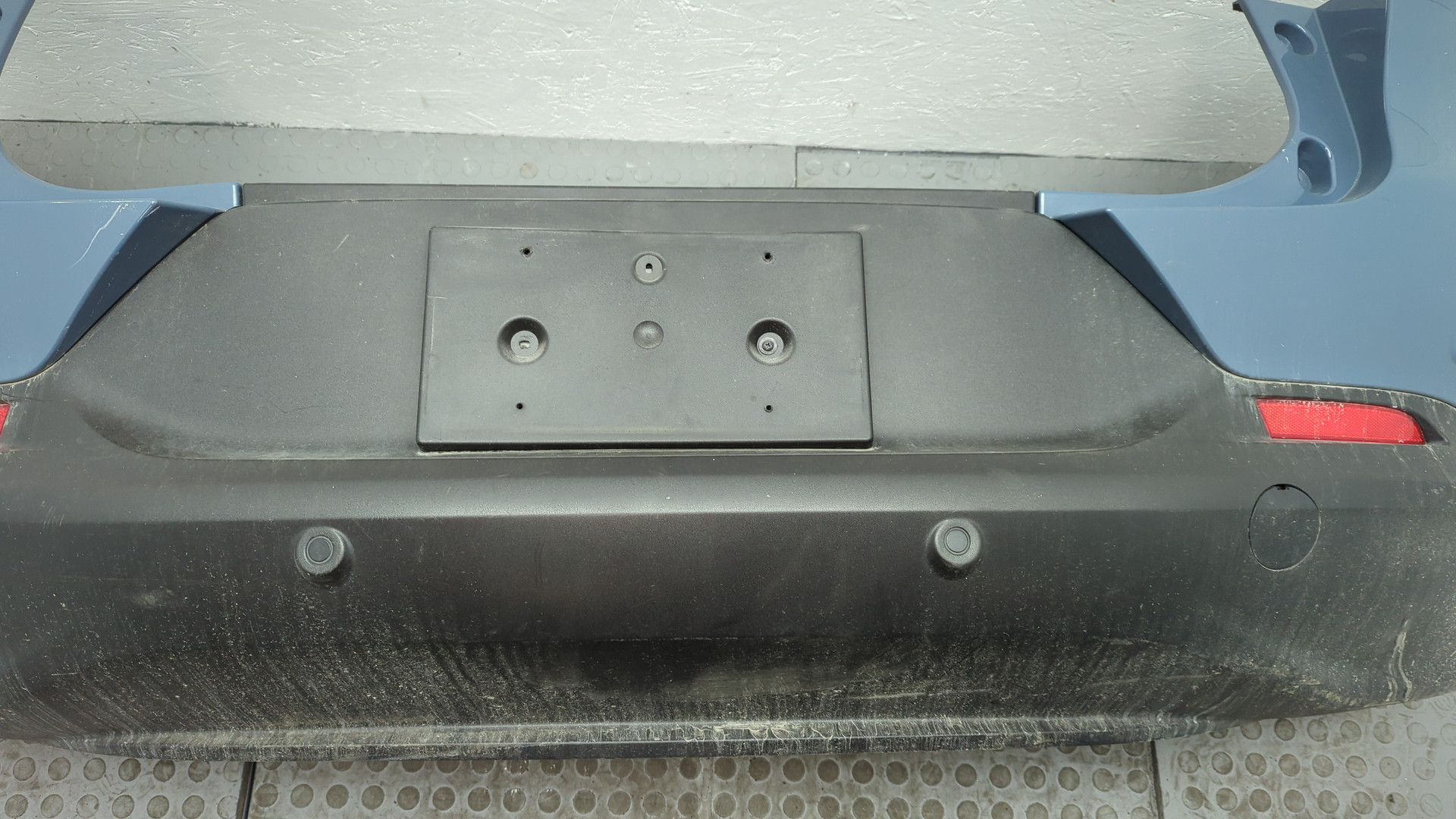 Бампер задний