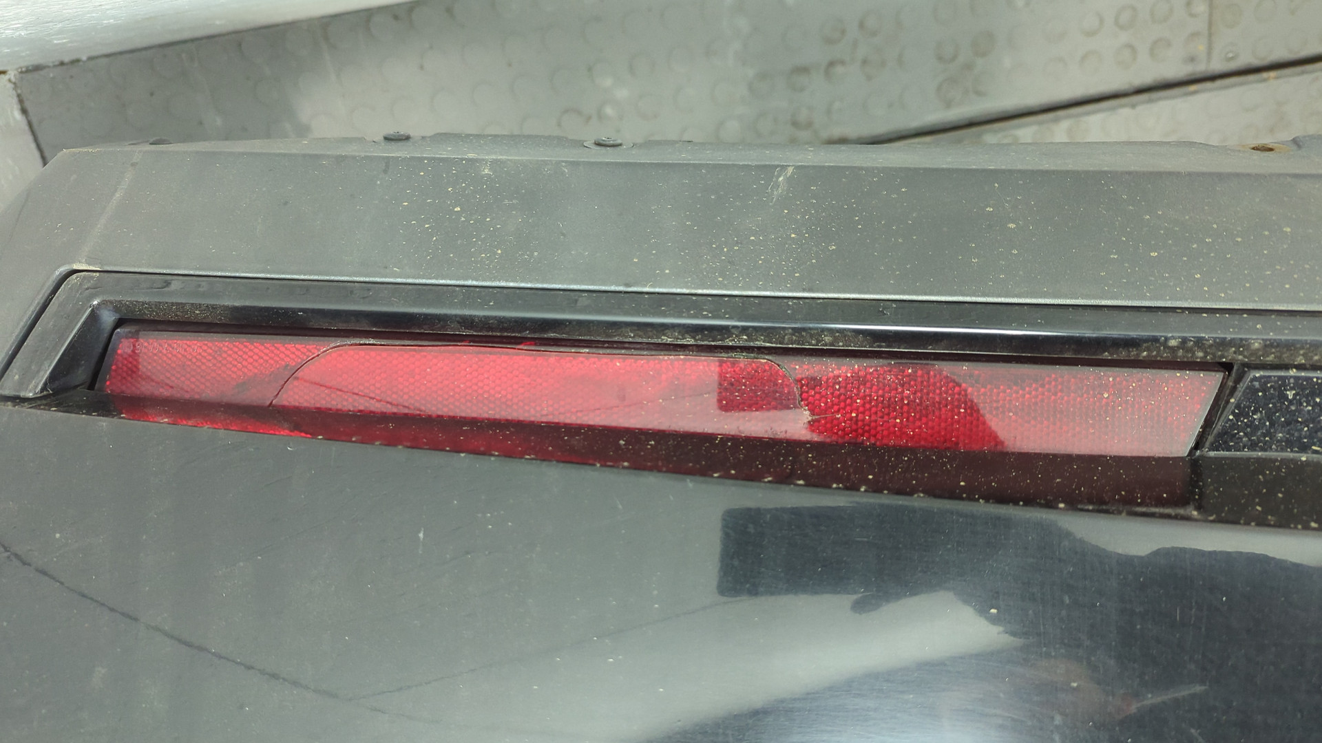 Бампер задний