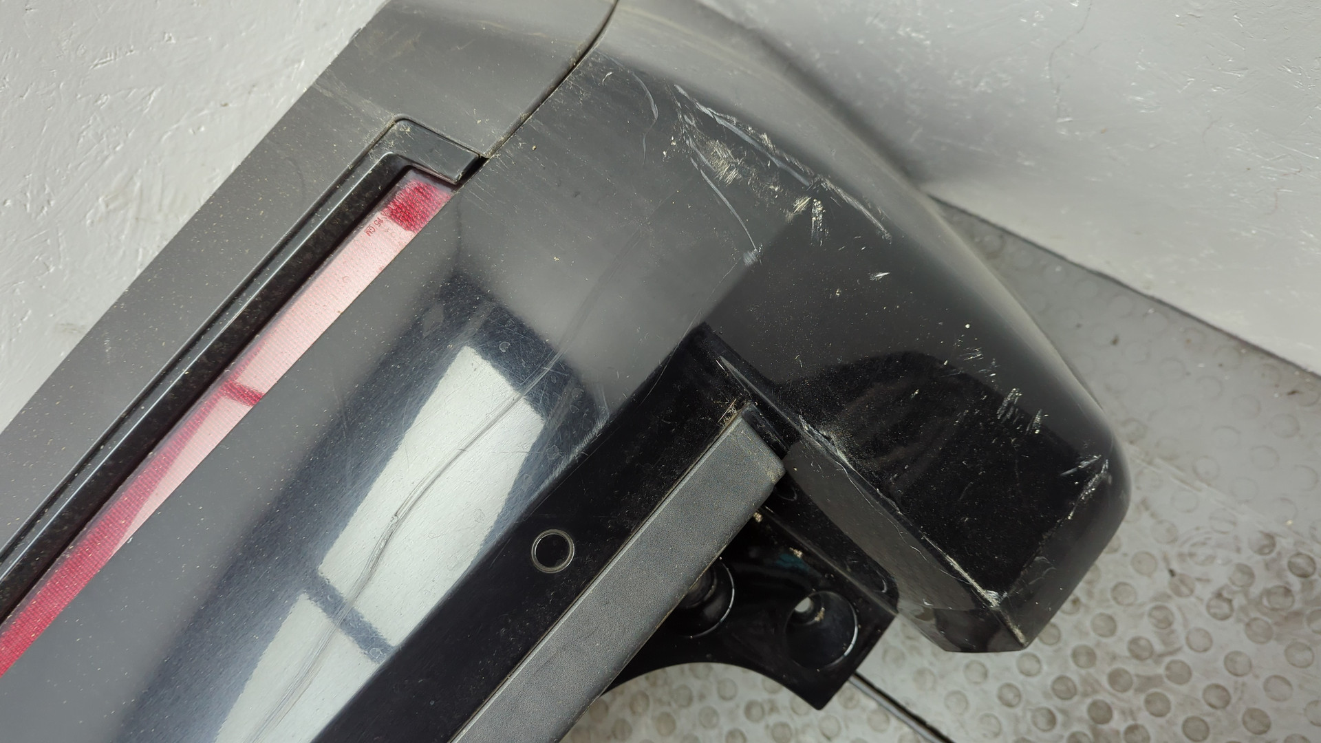 Бампер задний