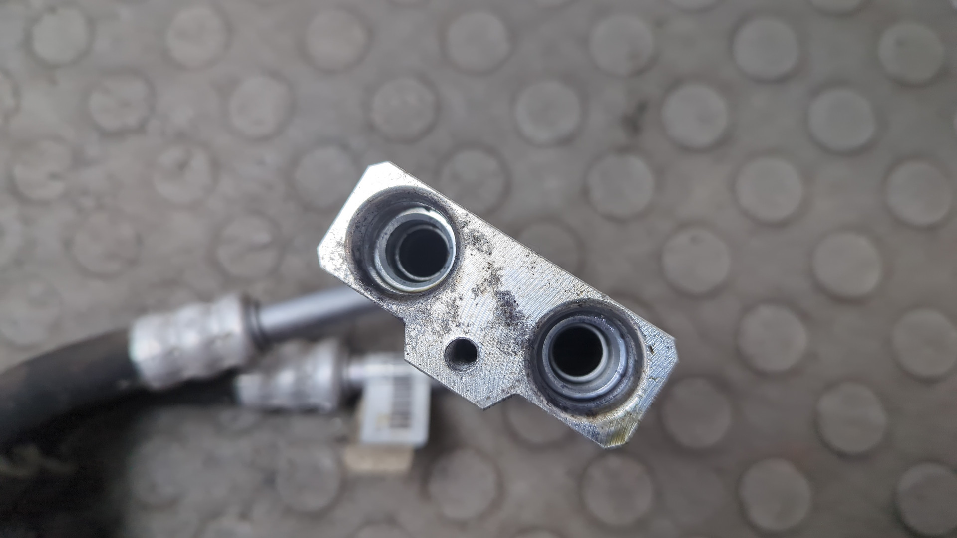 Трубка масляная