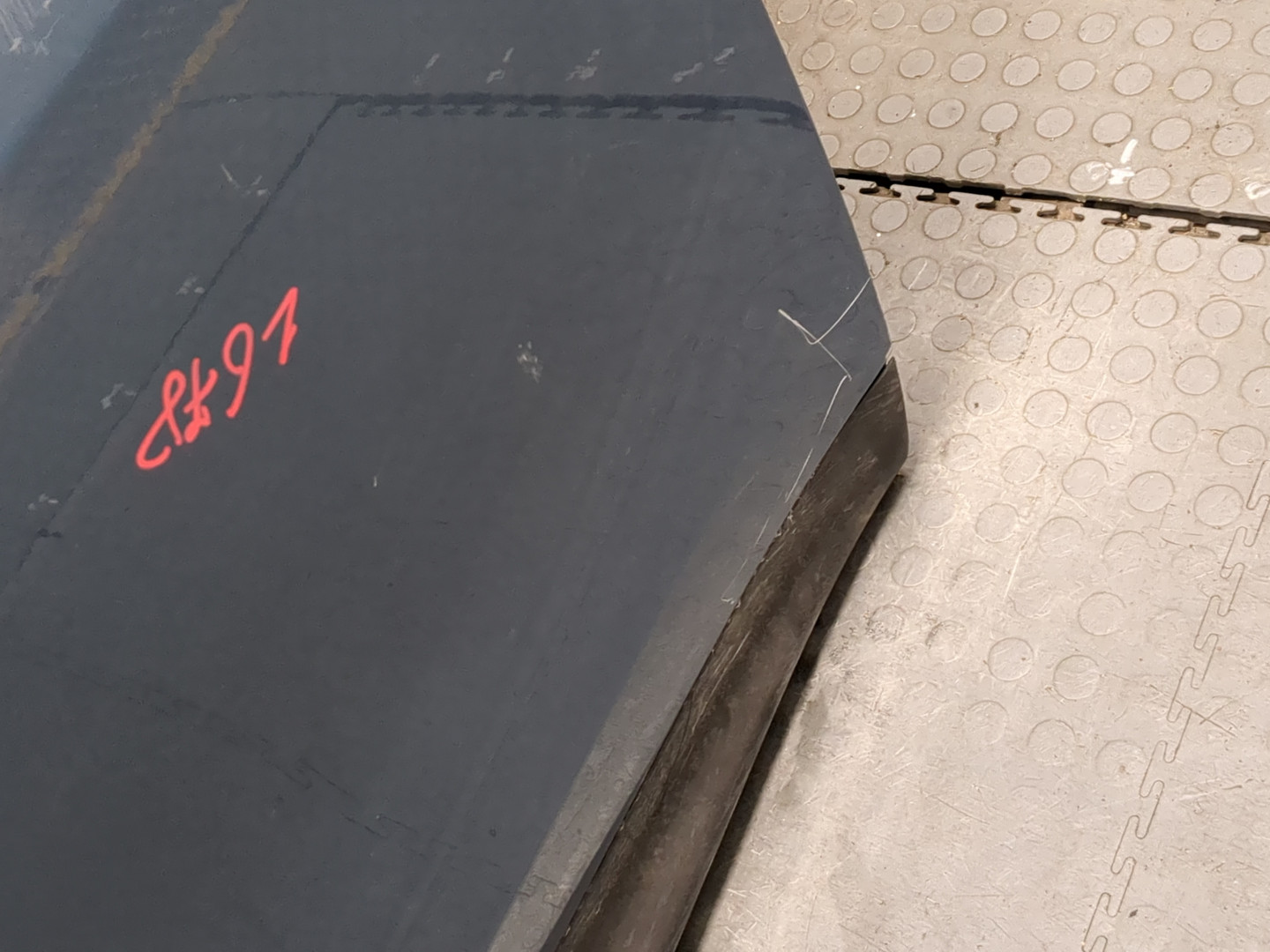 Дверь передняя правая