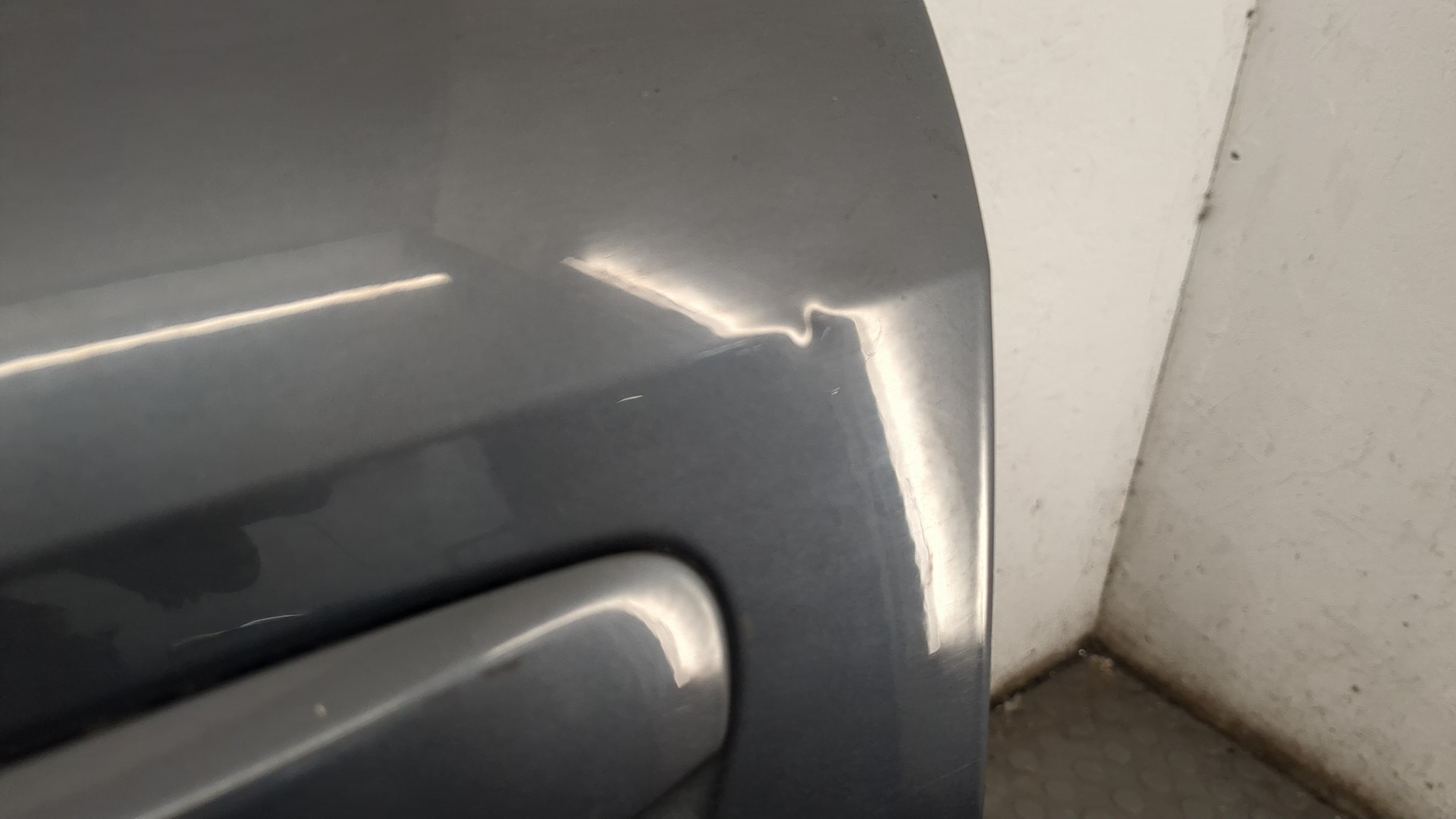 Дверь передняя левая