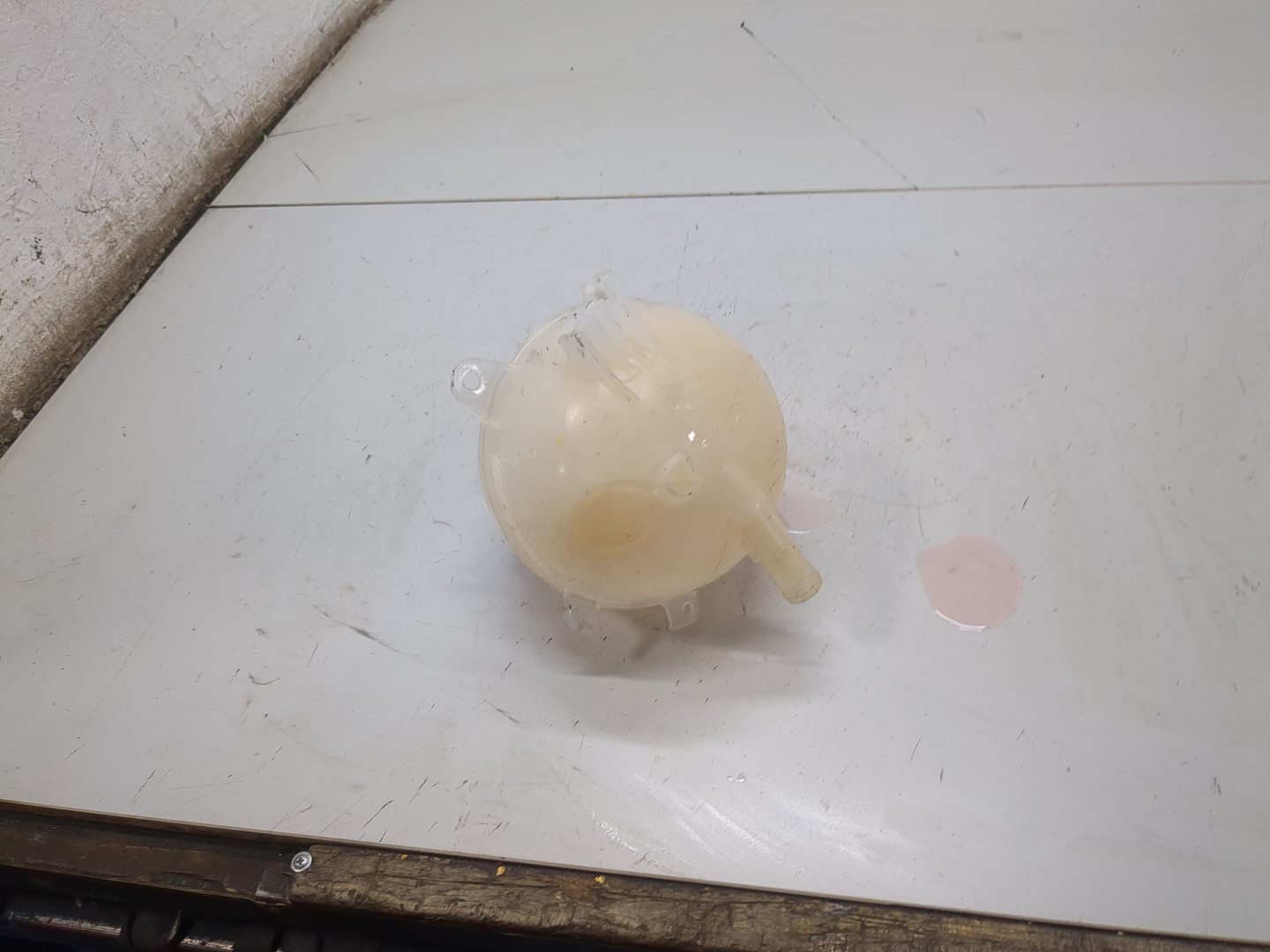 Бачок расширительный