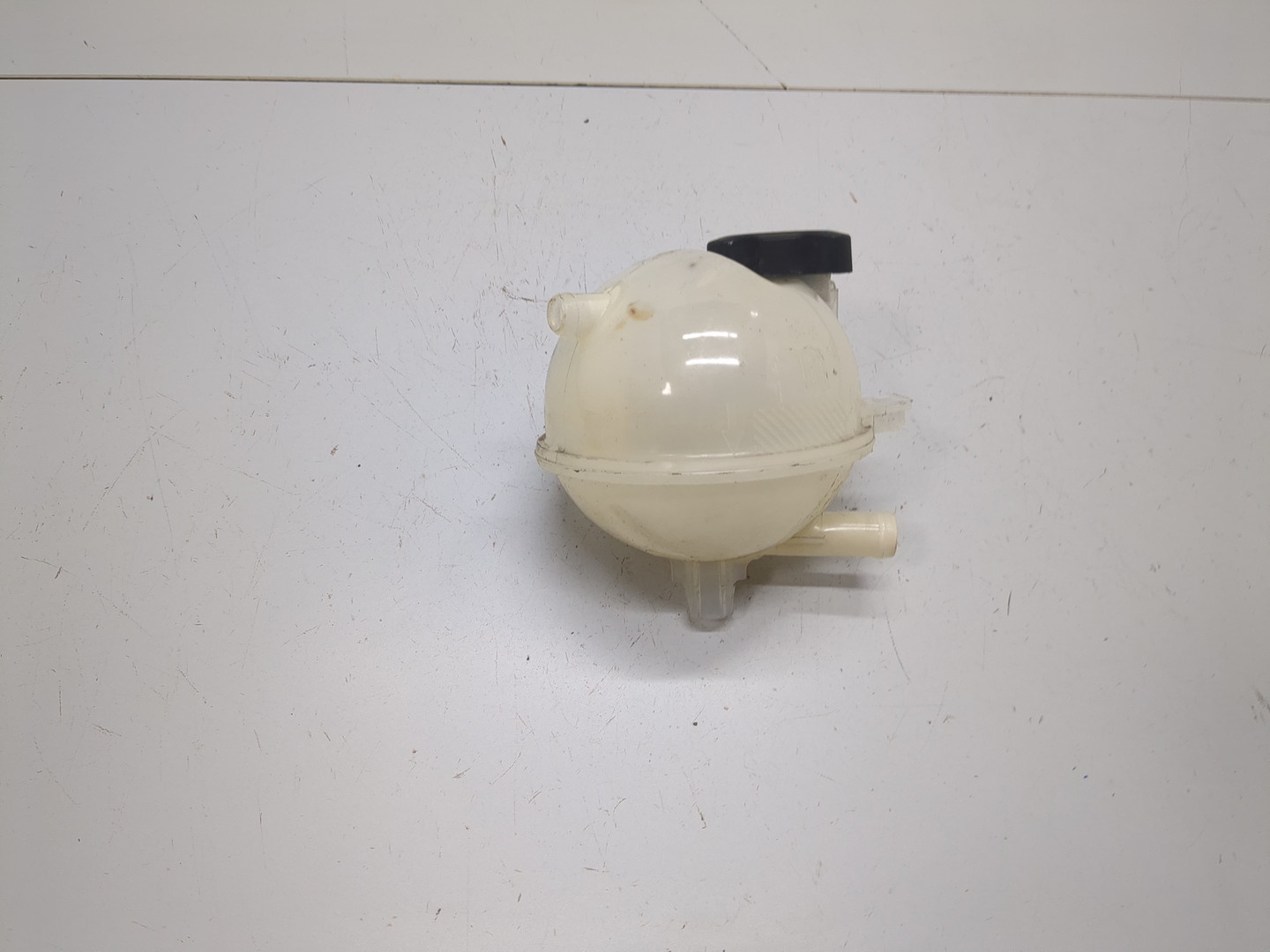 Бачок расширительный