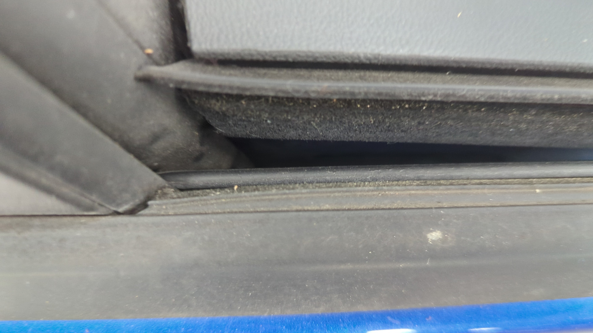 Дверь передняя правая