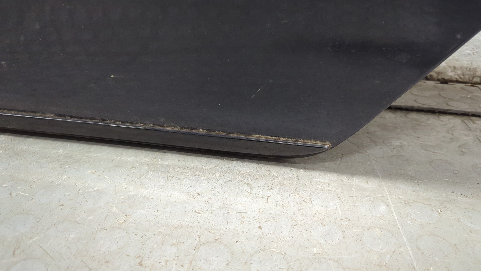 Дверь задняя левая